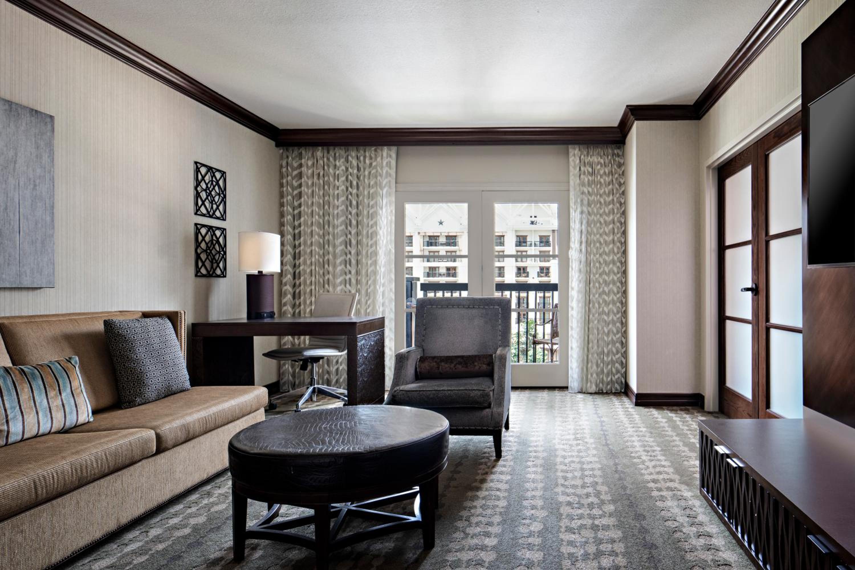Executive King Suite