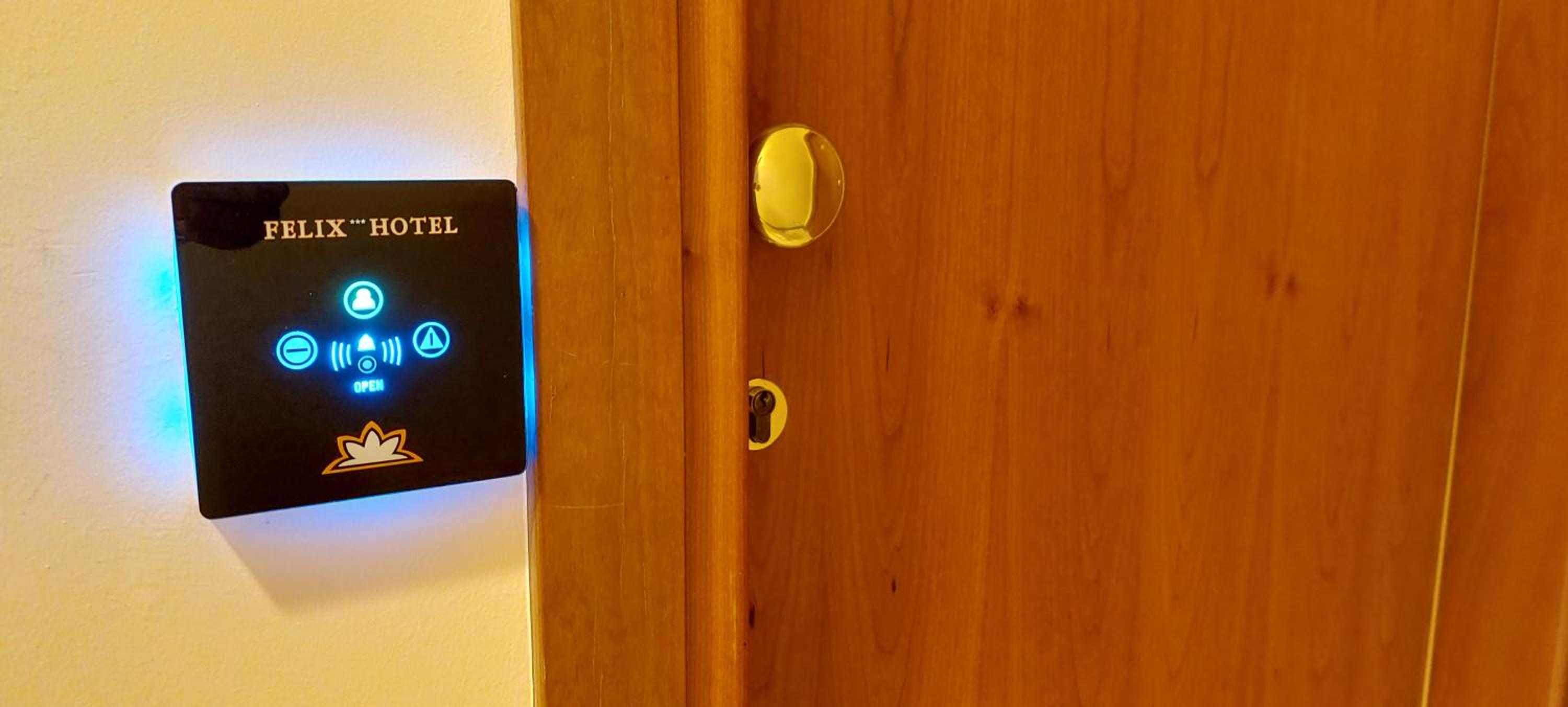 Twin Room - Photo 5