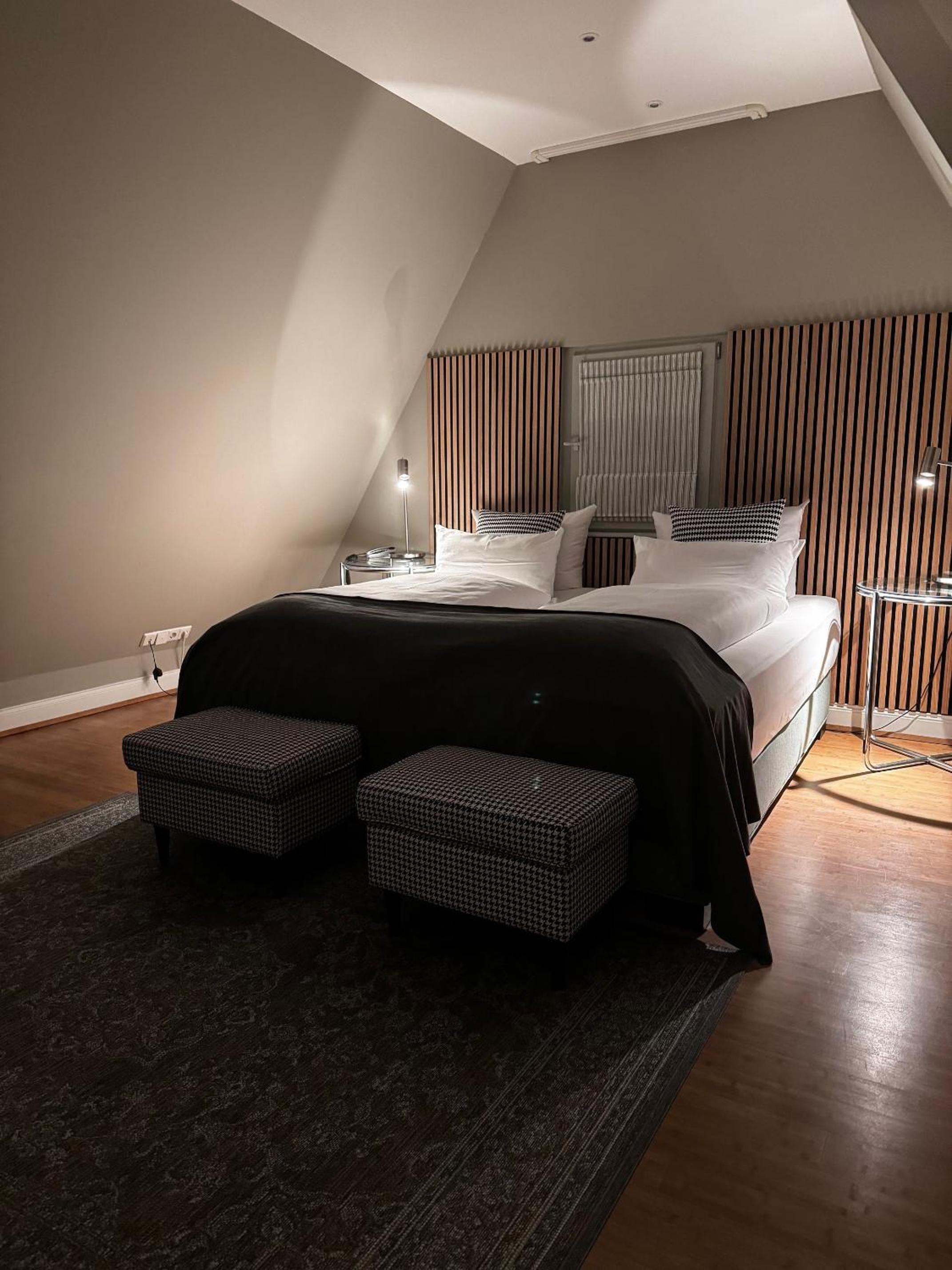 Deluxe Double Room - Photo 8