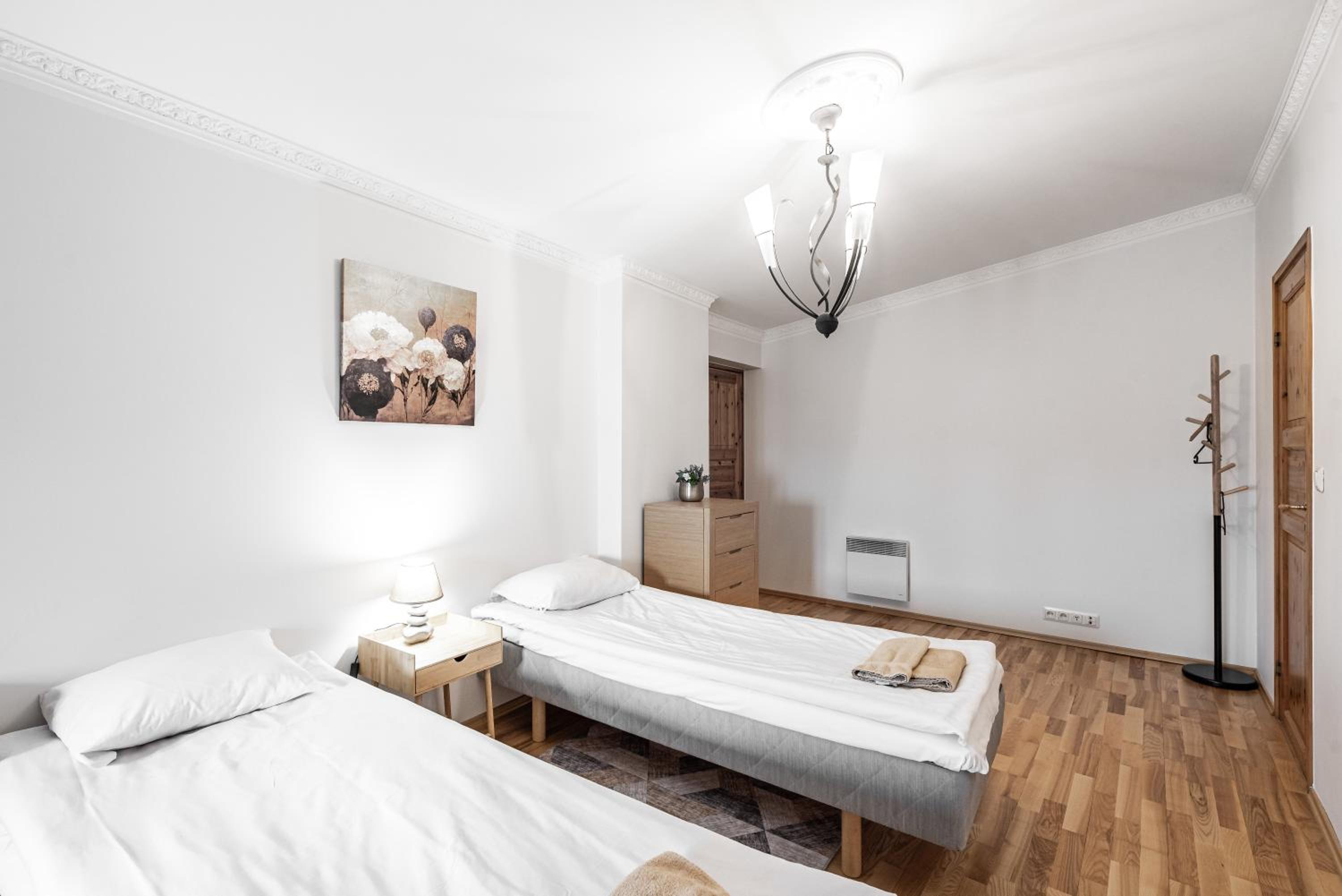 Apartment with Terrace - Photo 39