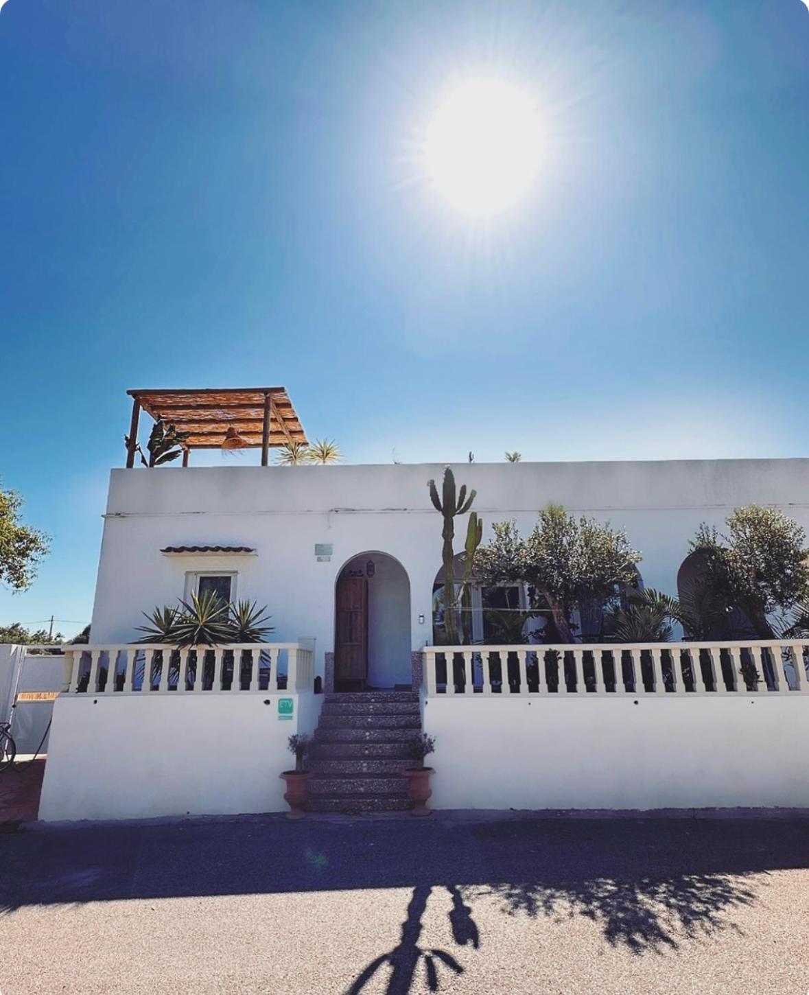 Three-Bedroom Villa photo 2