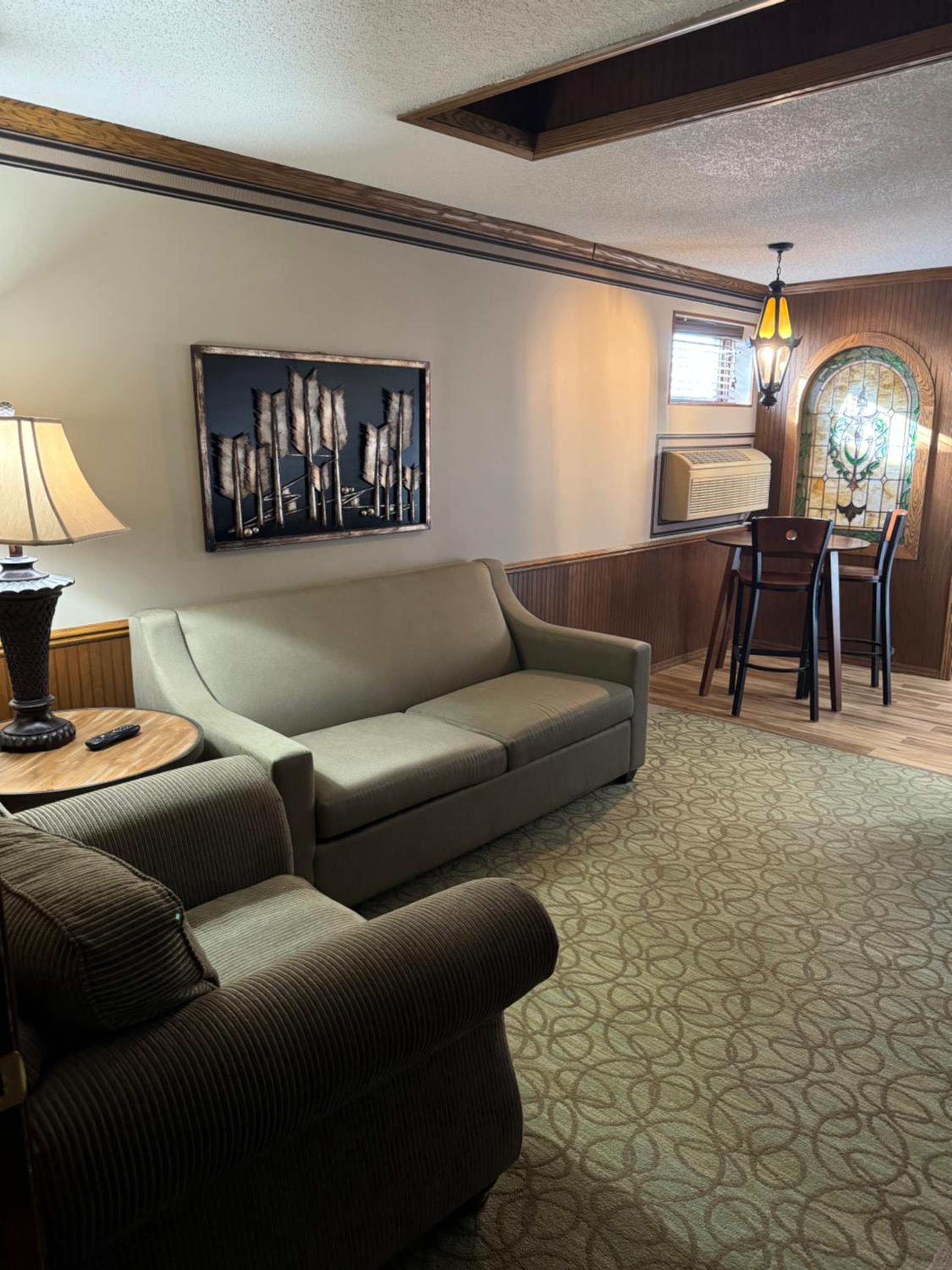 Deluxe King Suite - Photo 1