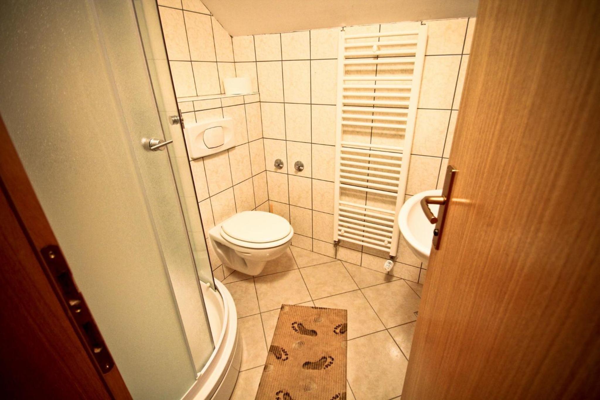 Double Room with Extra Bed photo 3
