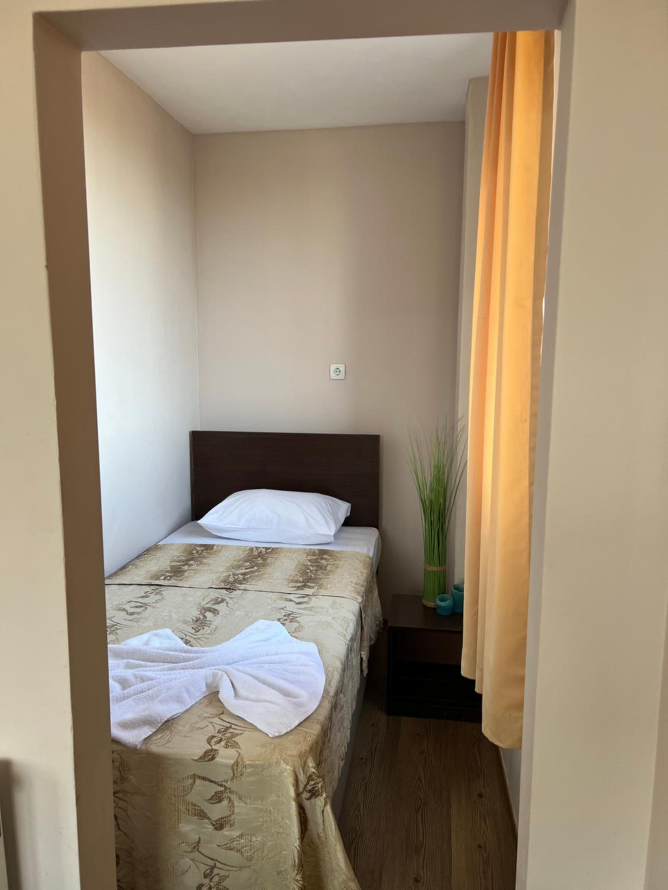 Quadruple Room with Balcony photo 2