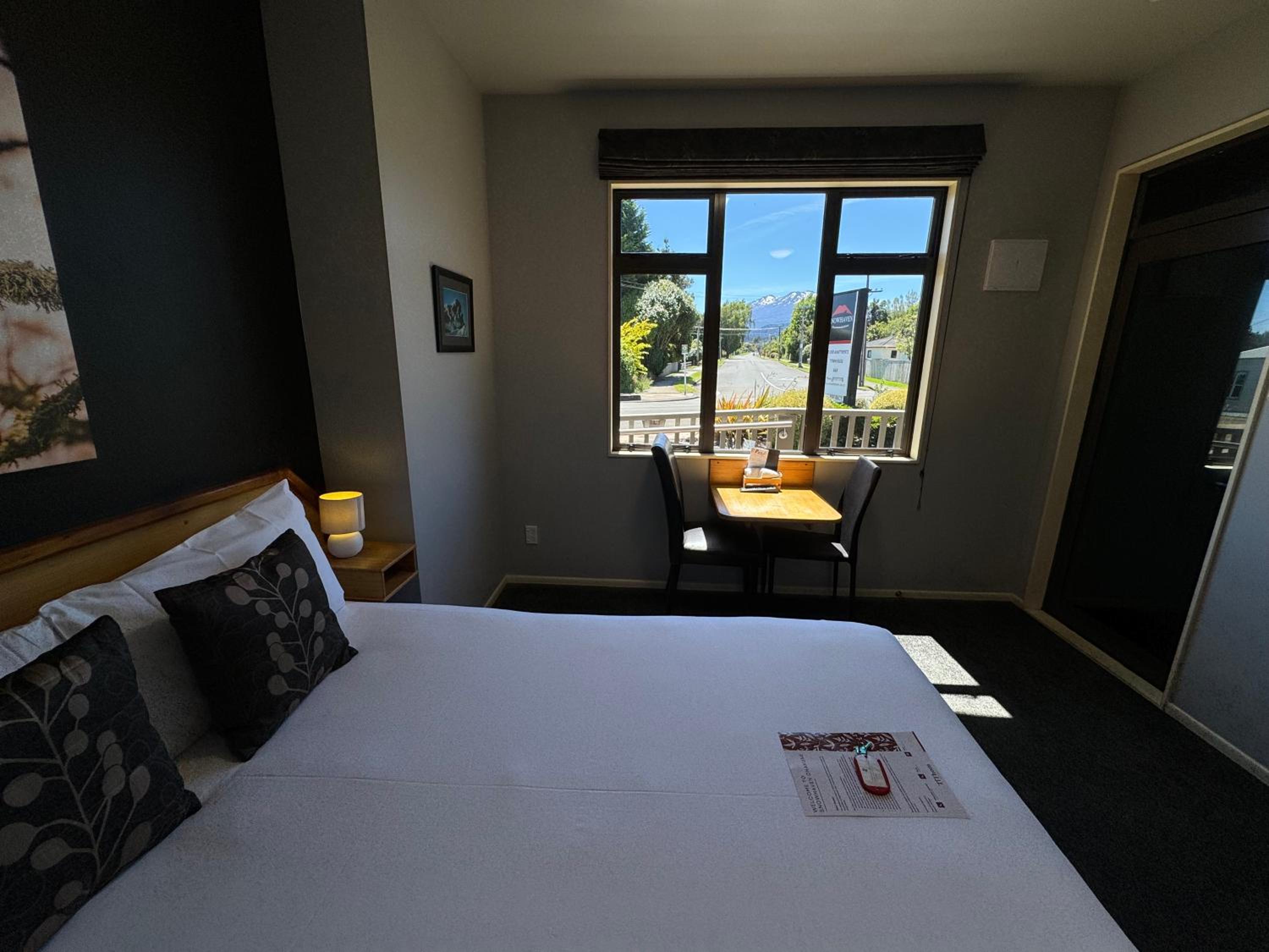 Studio with Mountain View photo 3