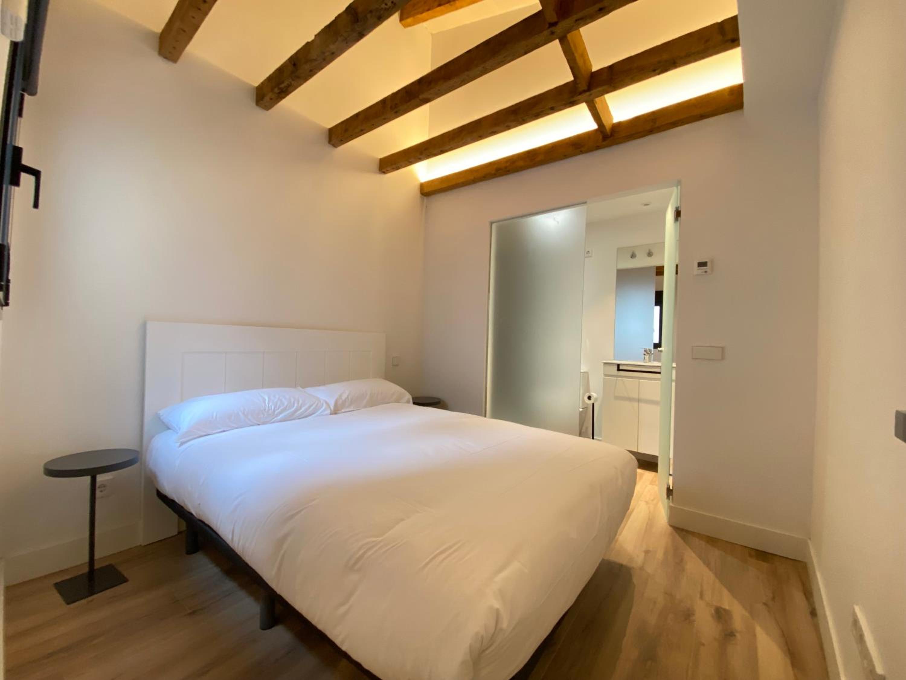 Apartment - Split Level photo 2