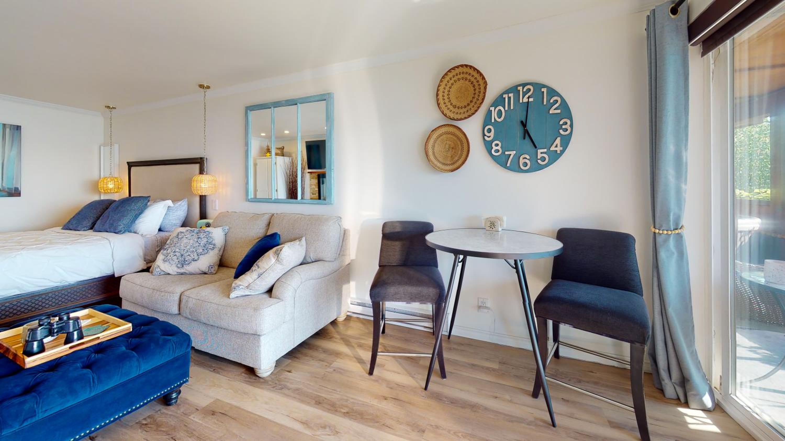 Deluxe Double Room With Balcony And Sea View