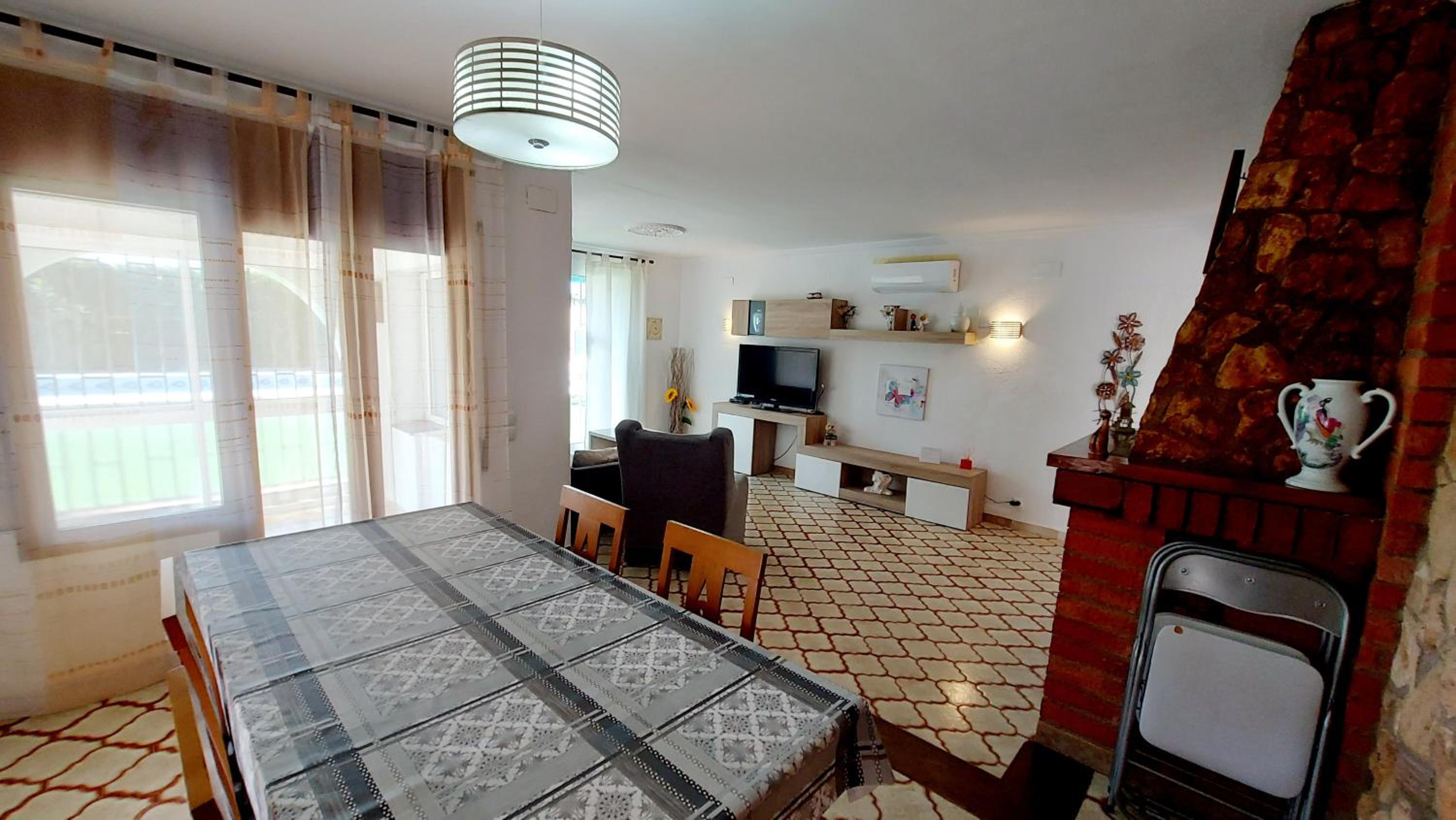 Casa de cuatro habitaciones
