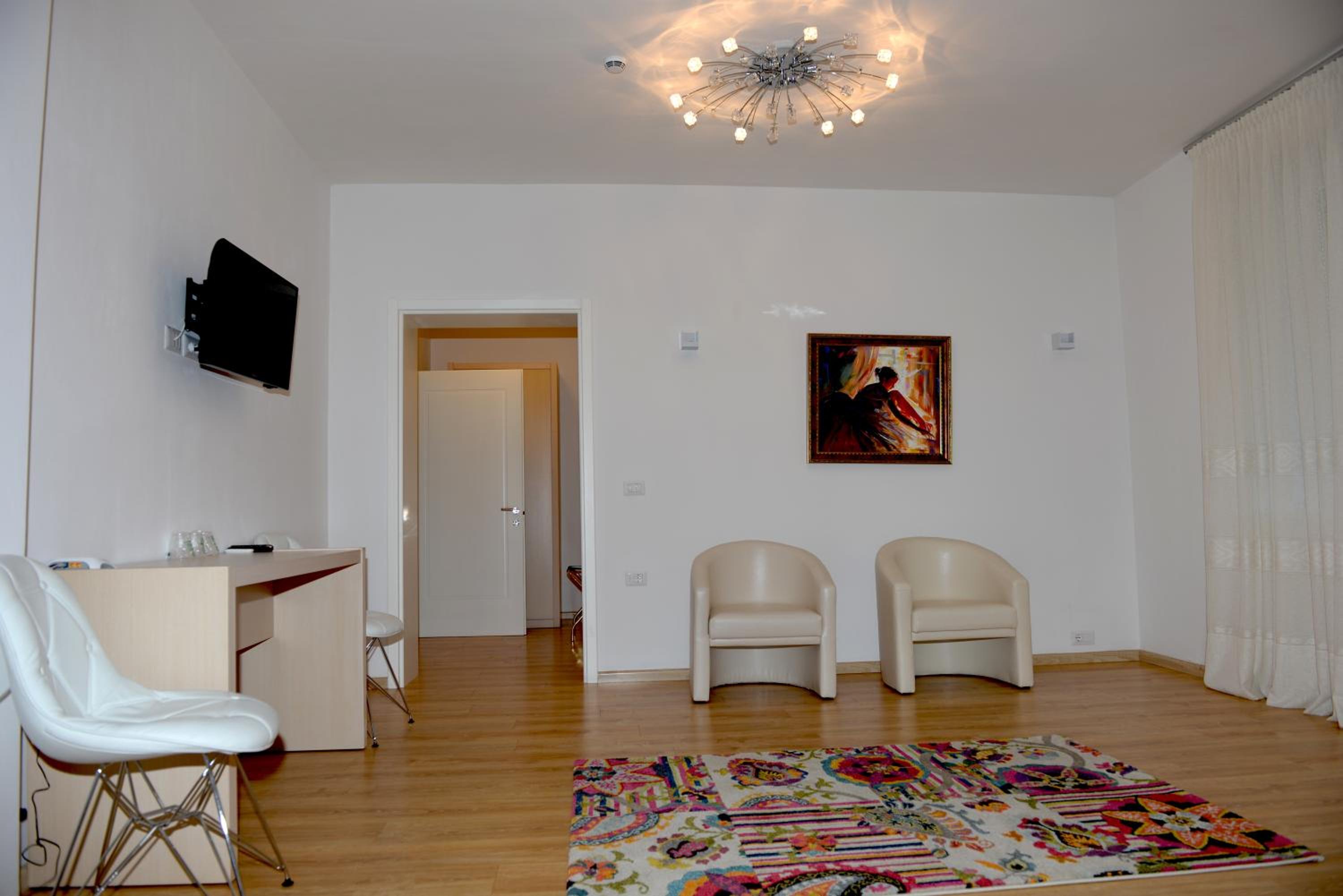 Deluxe Single Room