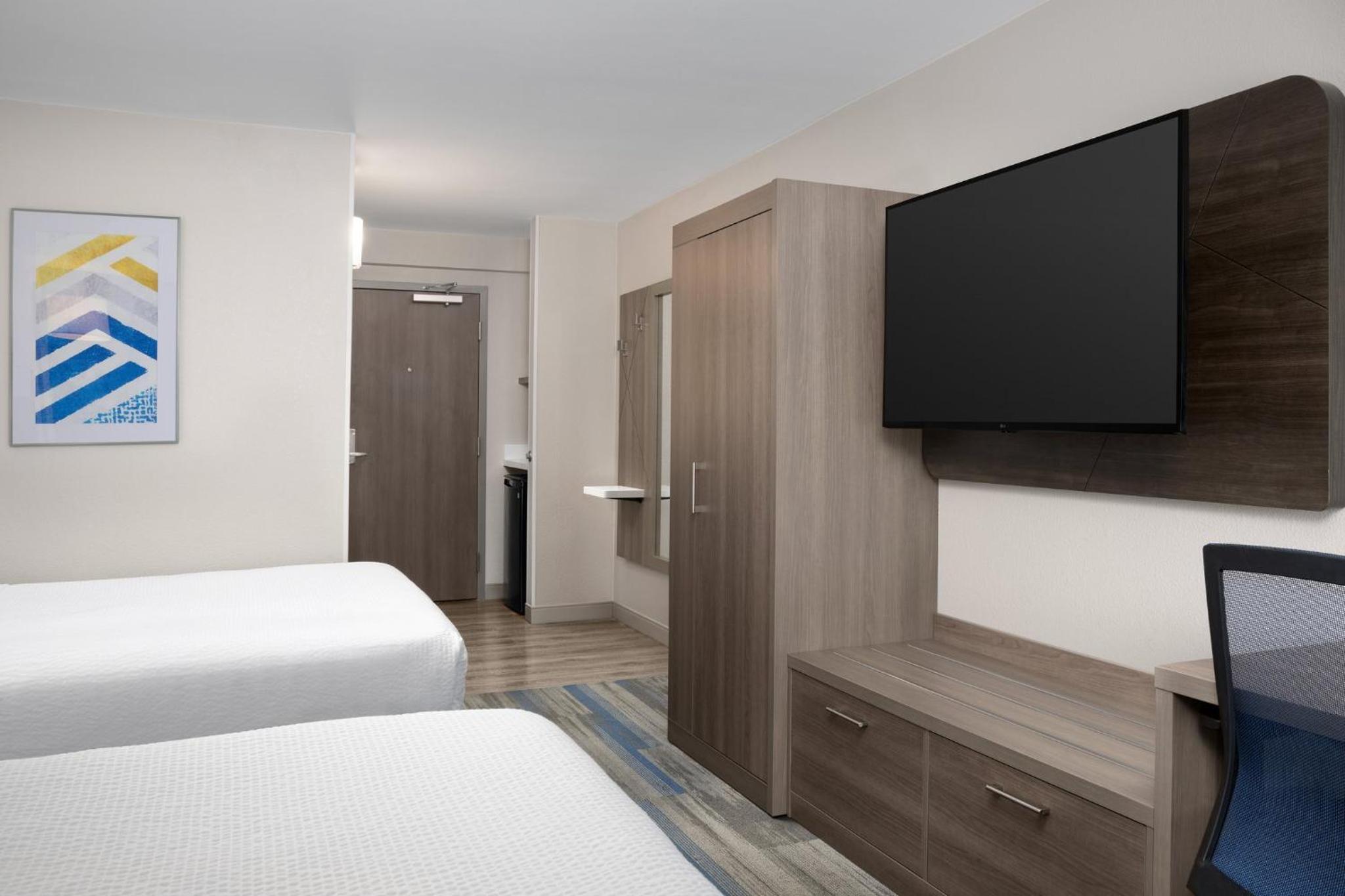 Standard Double Room with Two Double Beds photo 1