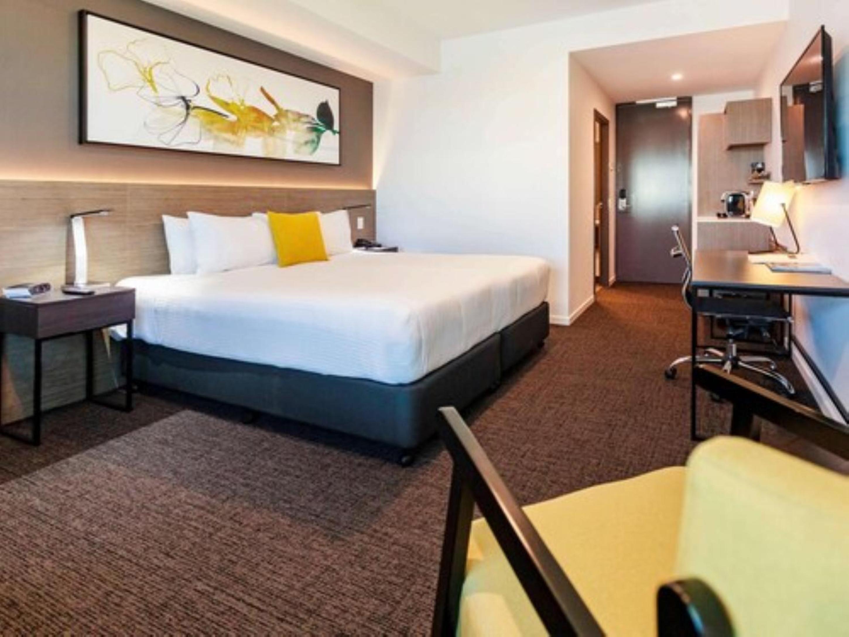 King Zip Room - Accessible photo 3