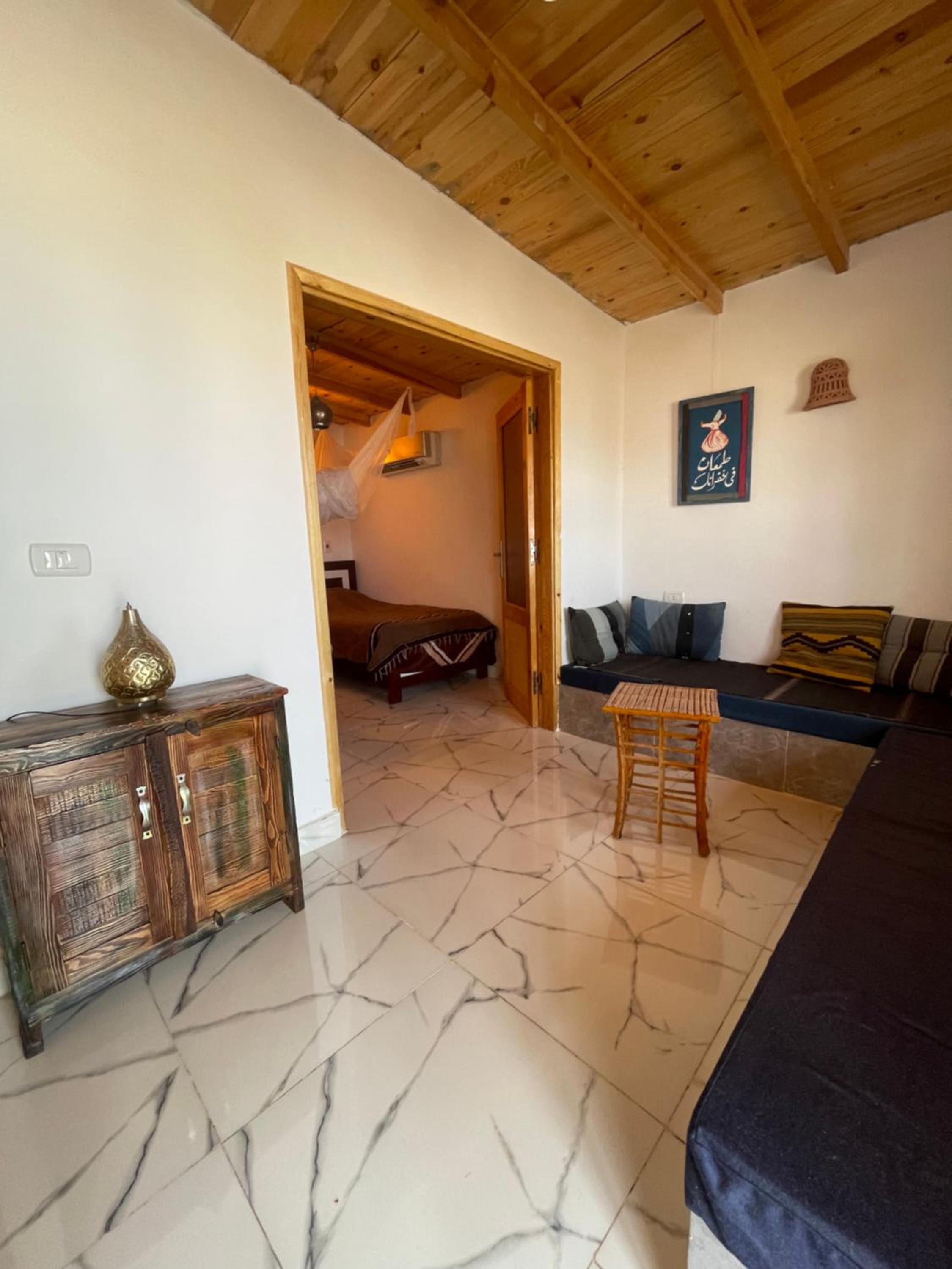 Deluxe Bungalow with Sea View - Photo 3