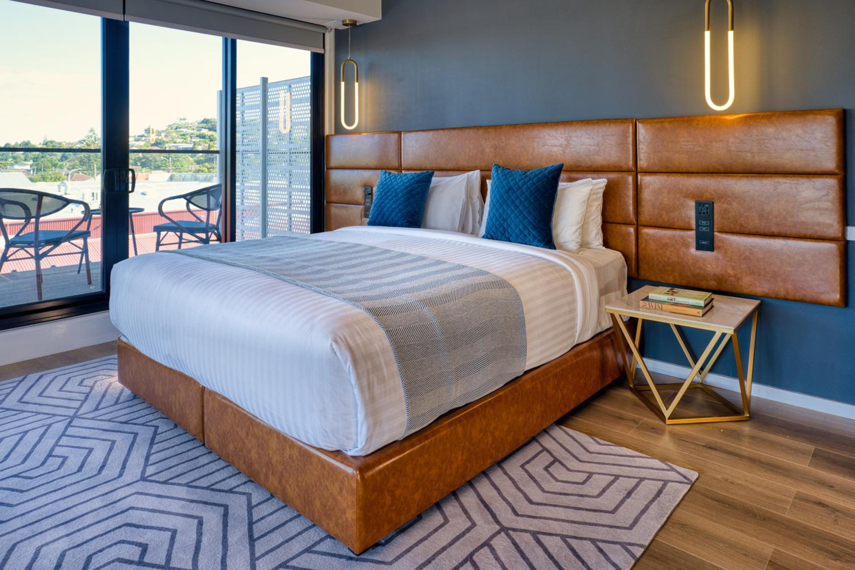 Superior King Room - Photo 1