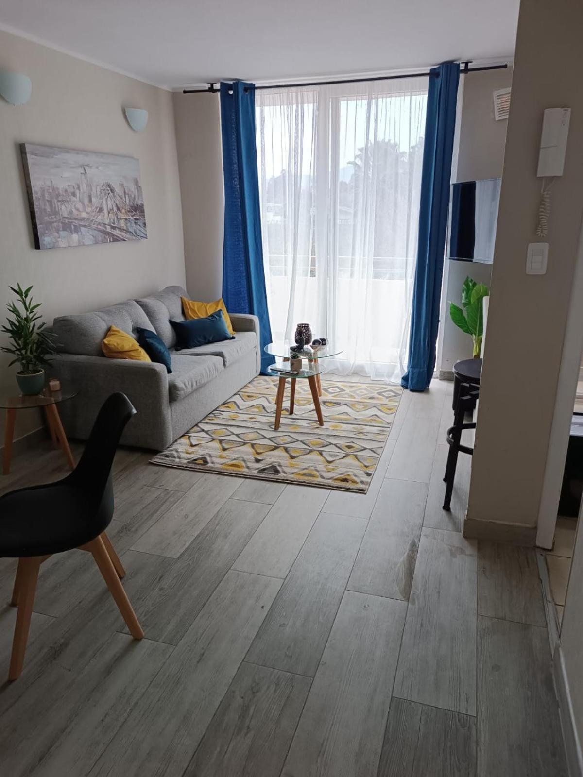 Three-Bedroom Apartment photo 3