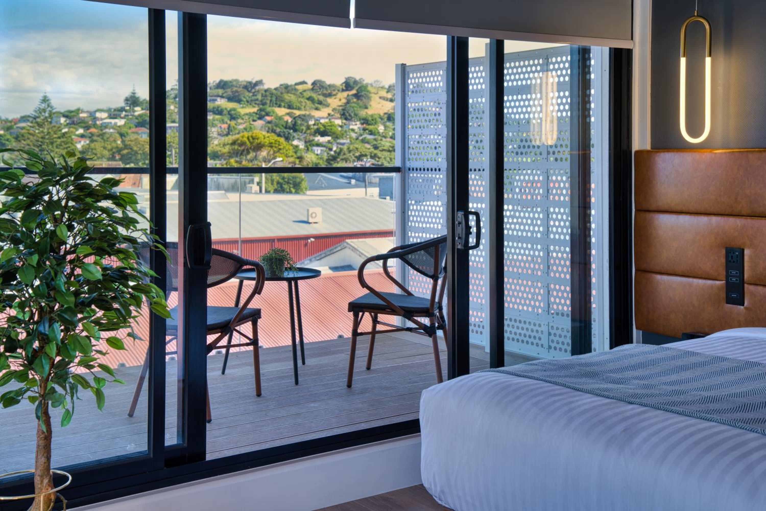 Deluxe Suite - Photo 4