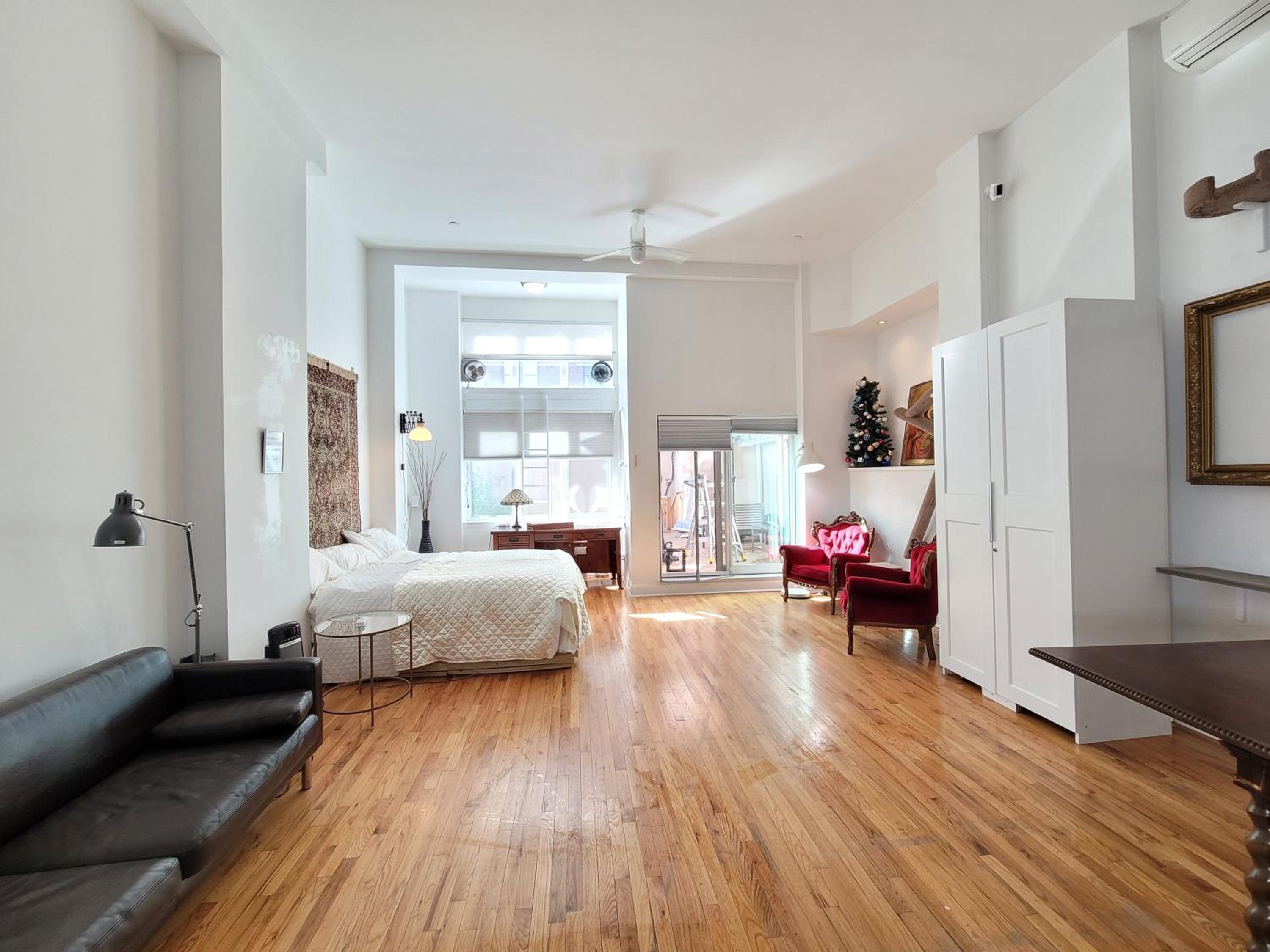 Family Room photo 1