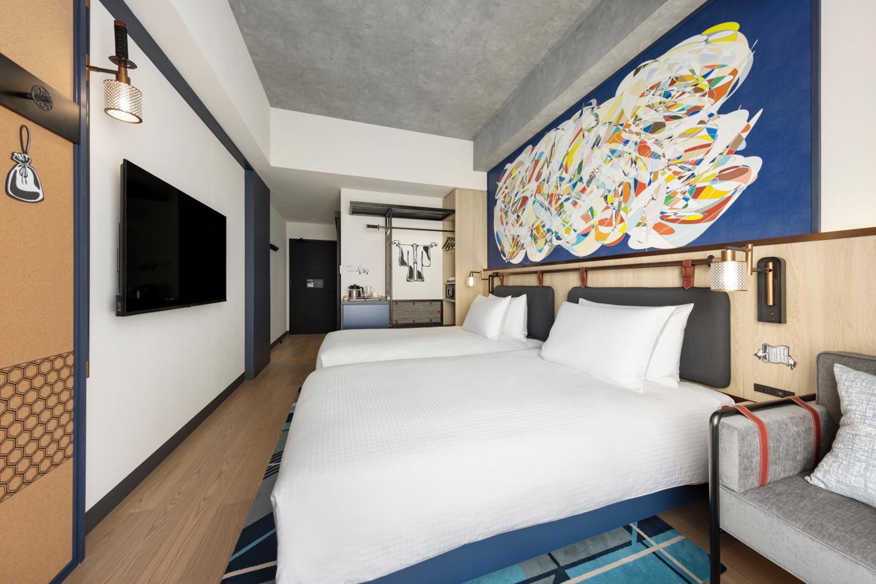 Twin Room with City View
