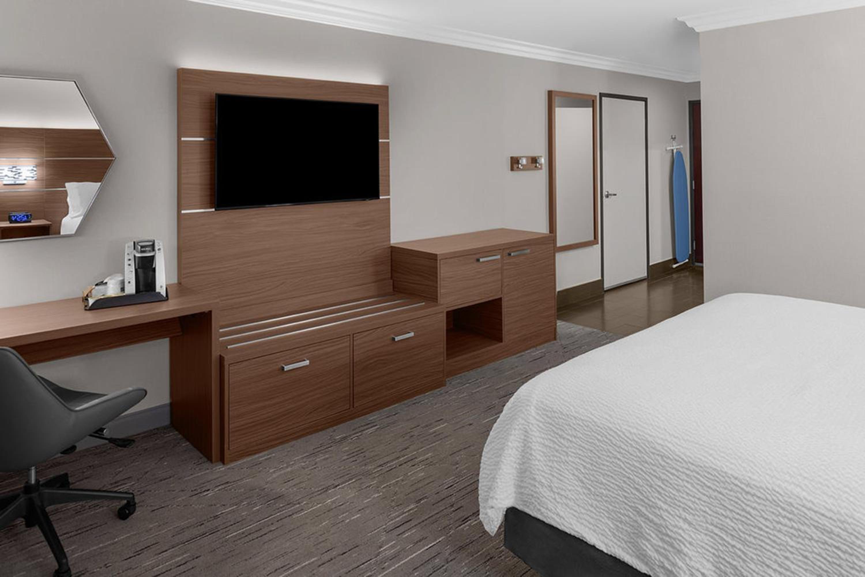 Standard King Room - Photo 2
