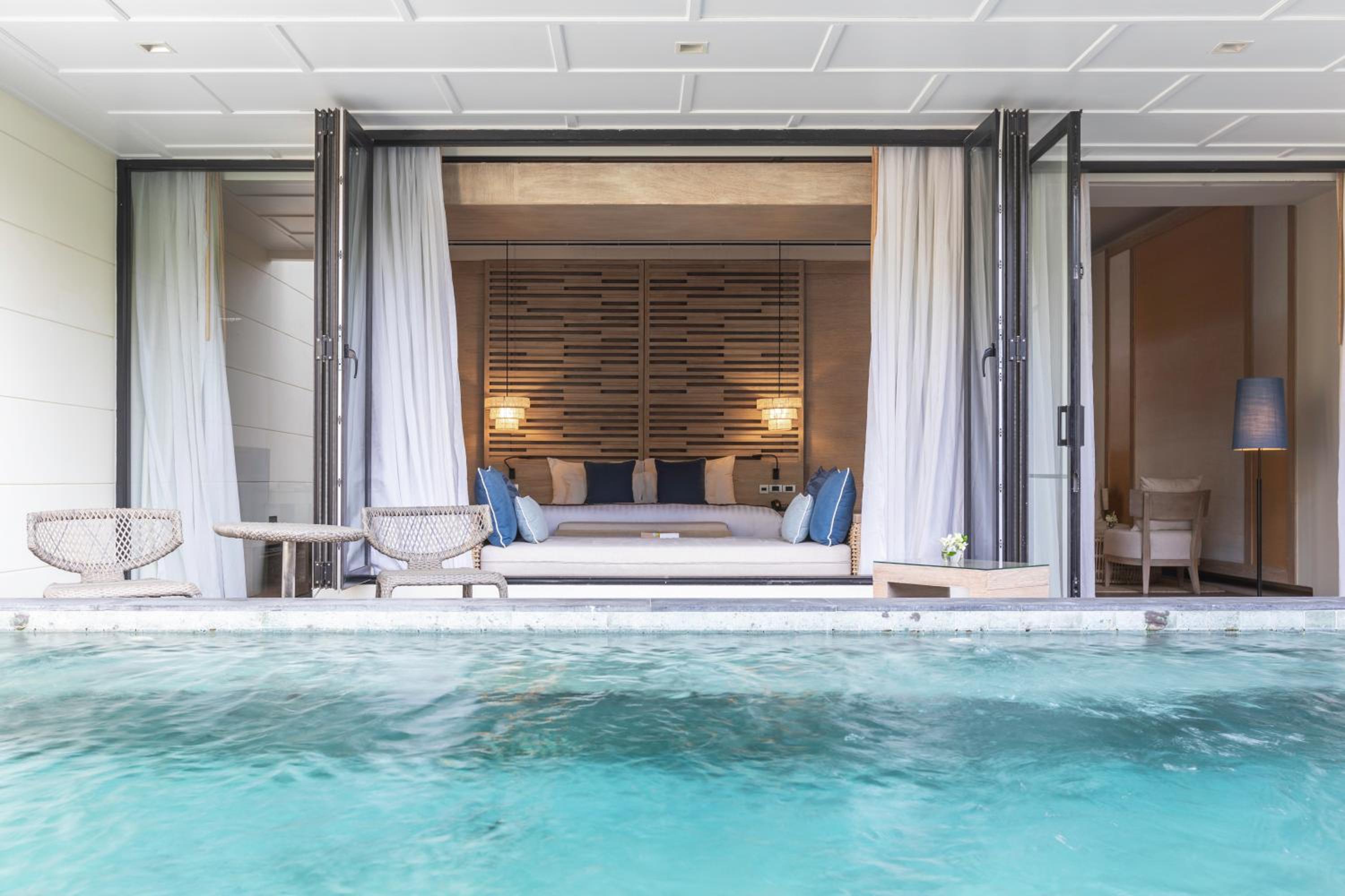 Suite avec Piscine et Jardin