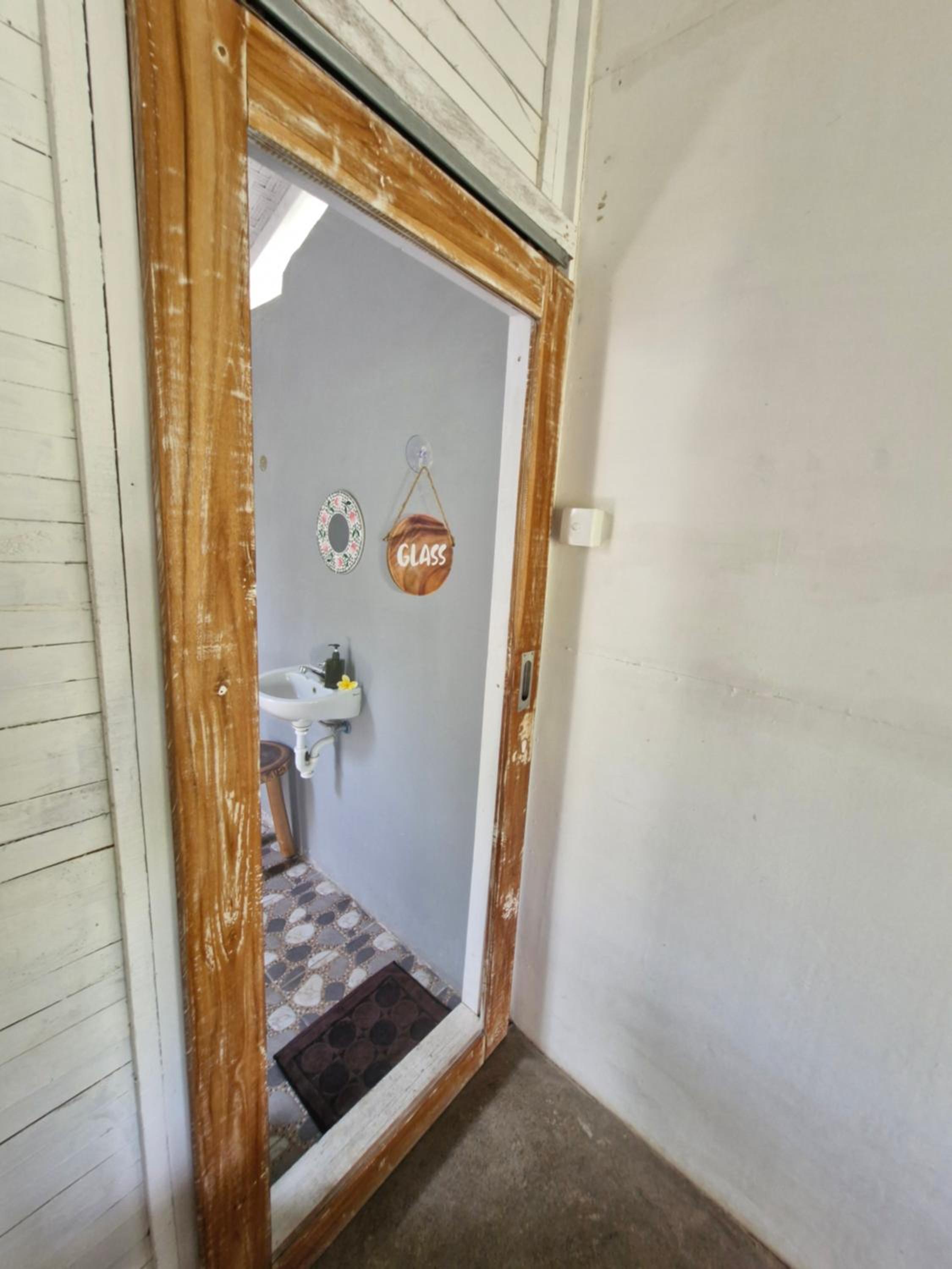 Deluxe Queen Room - Photo 18