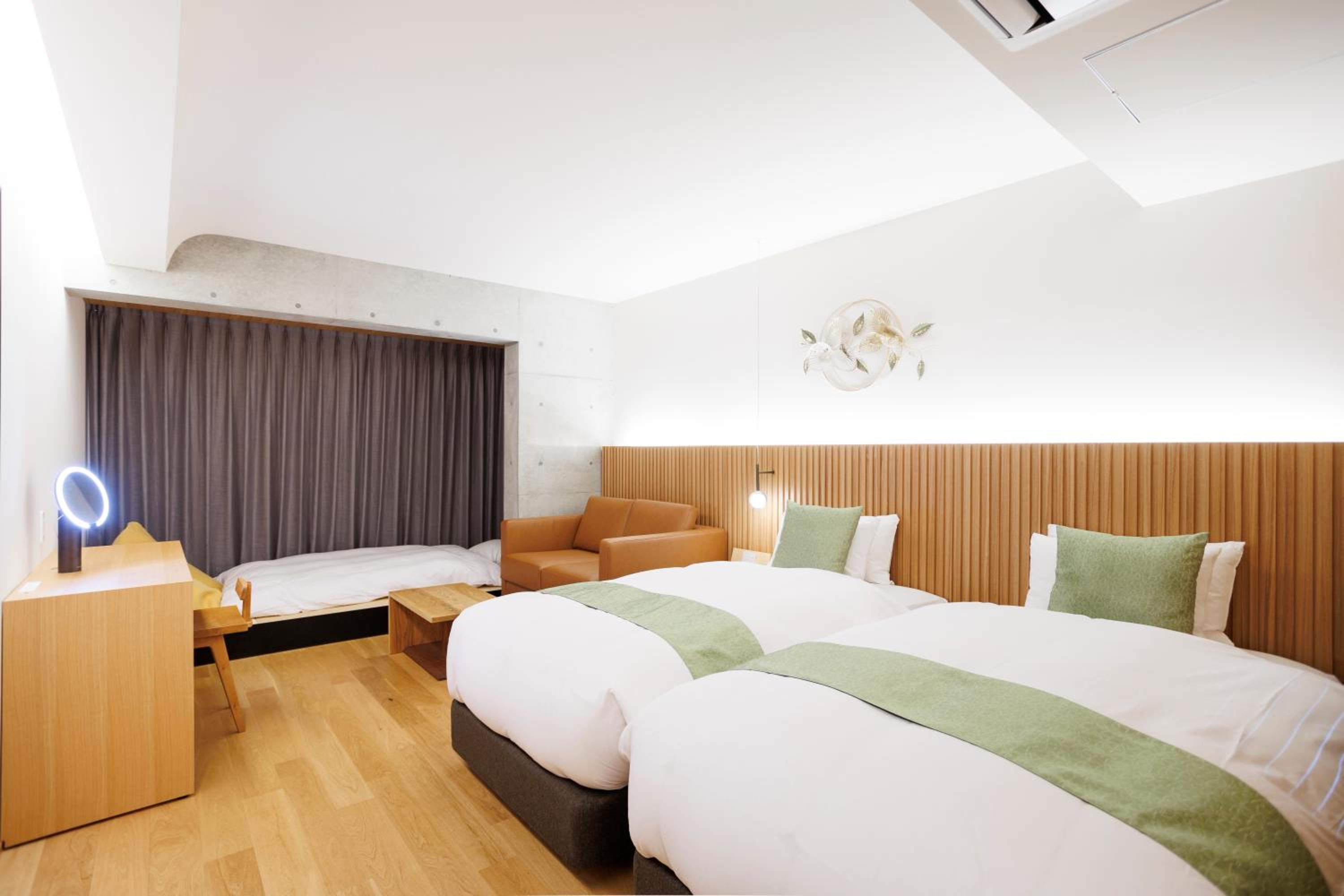 Family Twin Room - Photo 8
