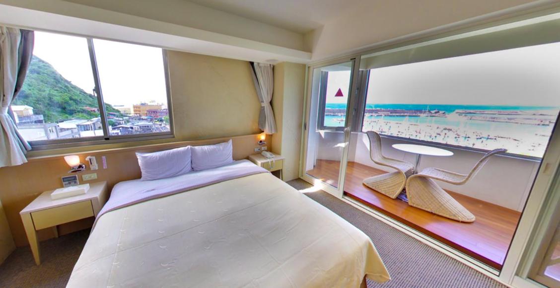 Double Room with Balcony and Sea View photo 3