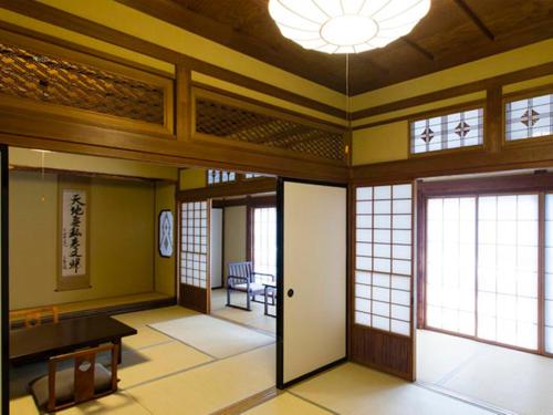 Japanese-Style Room with Shared Bathroom - Non Smoking photo 1