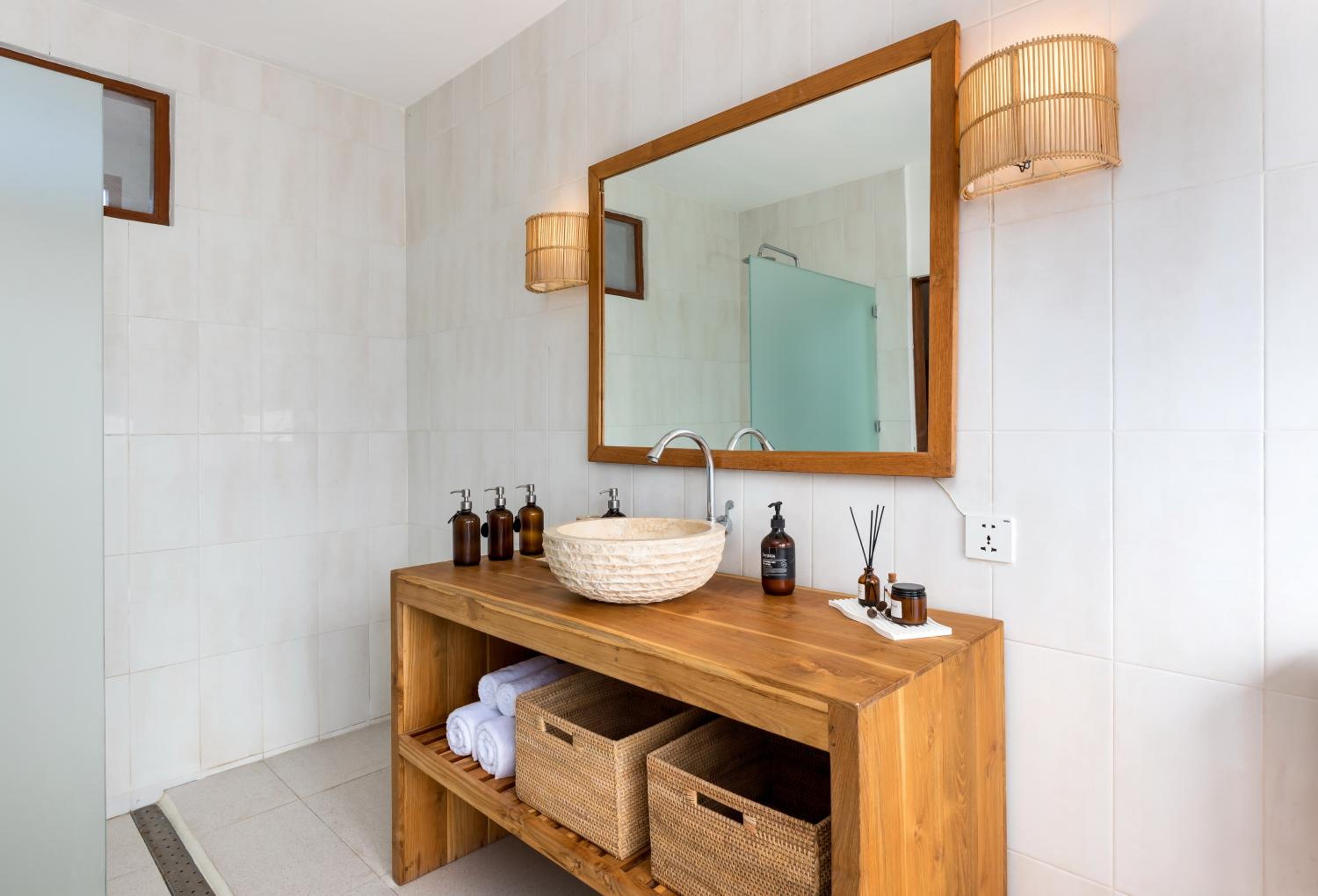 Three-Bedroom Villa - Photo 20