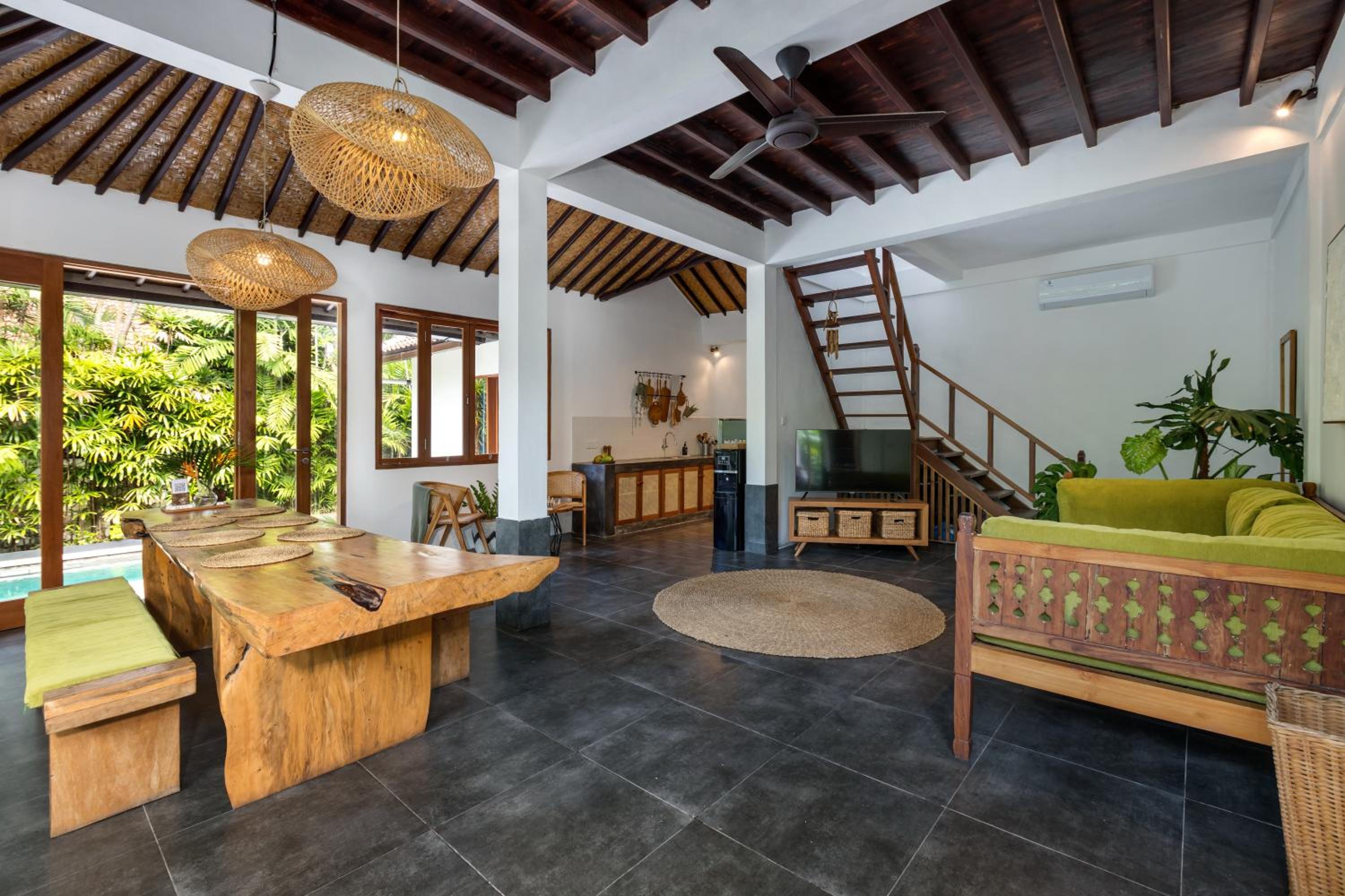 Three-Bedroom Villa - Photo 23