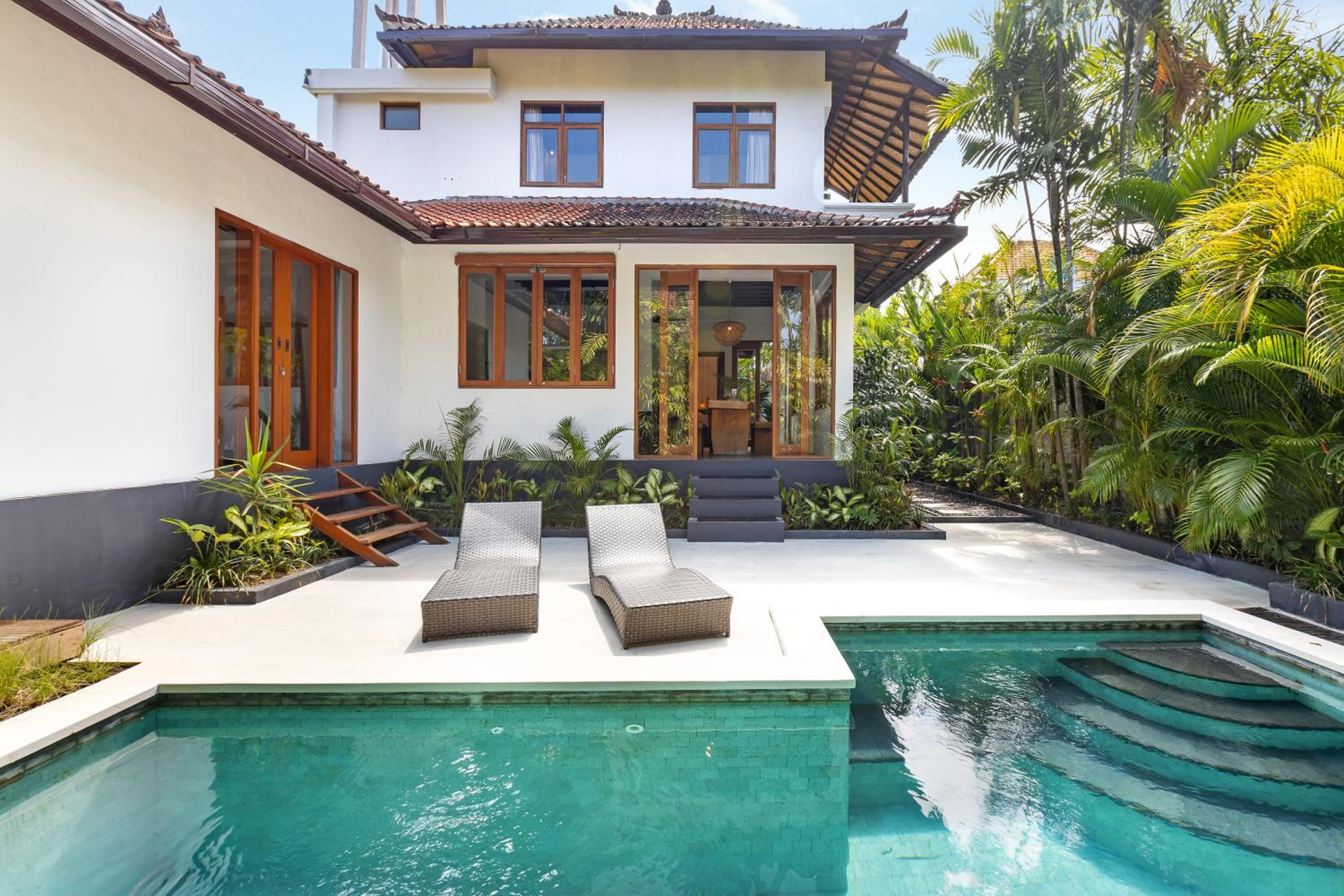 Three-Bedroom Villa - Photo 31
