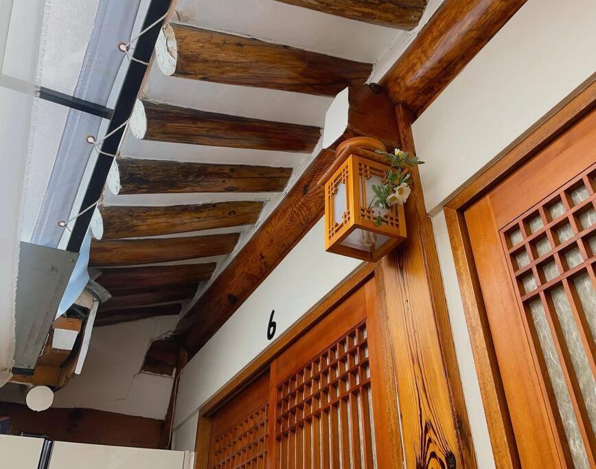 Four-Bedroom House - Photo 31