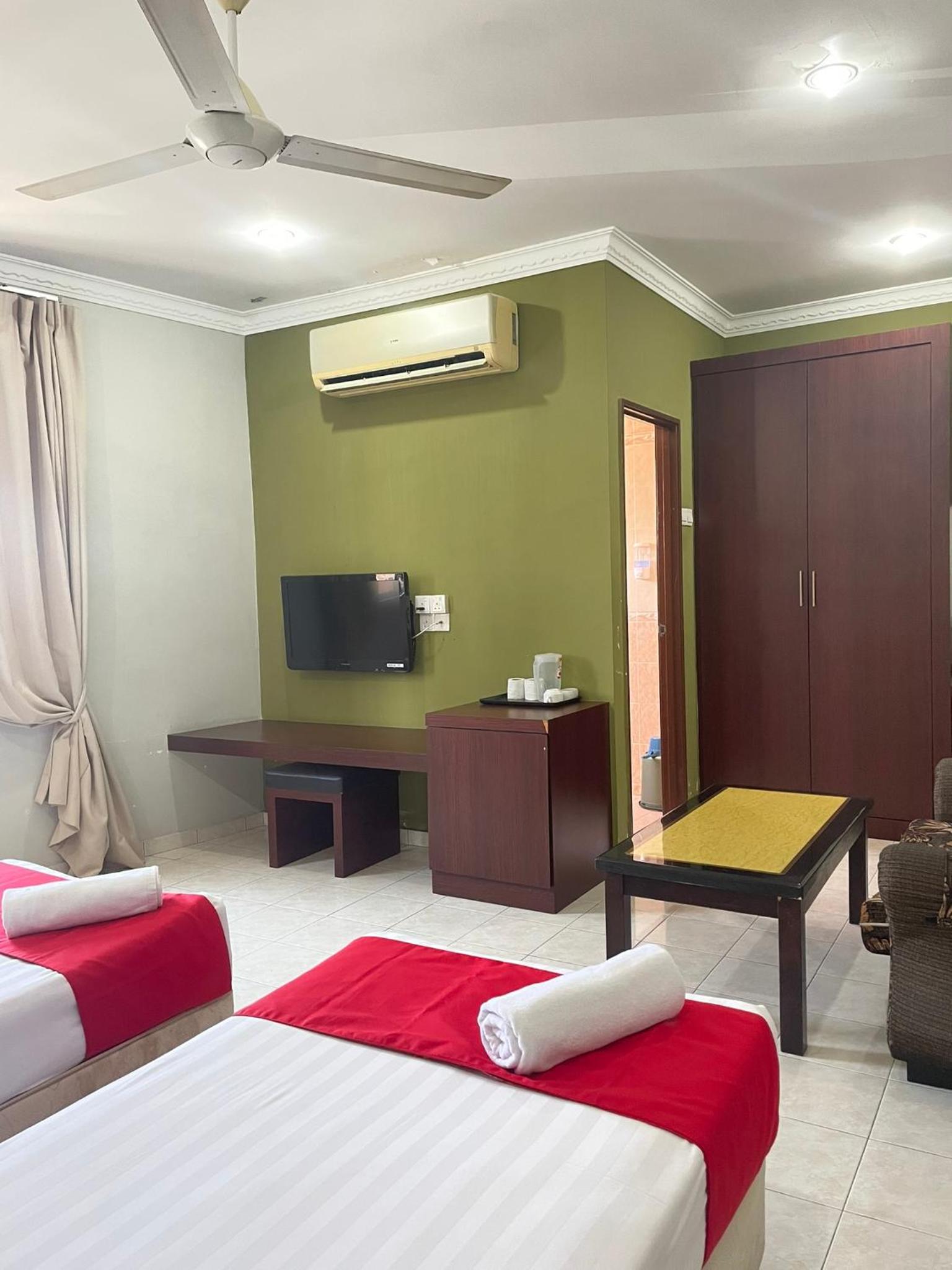 Executive Triple Room photo 2