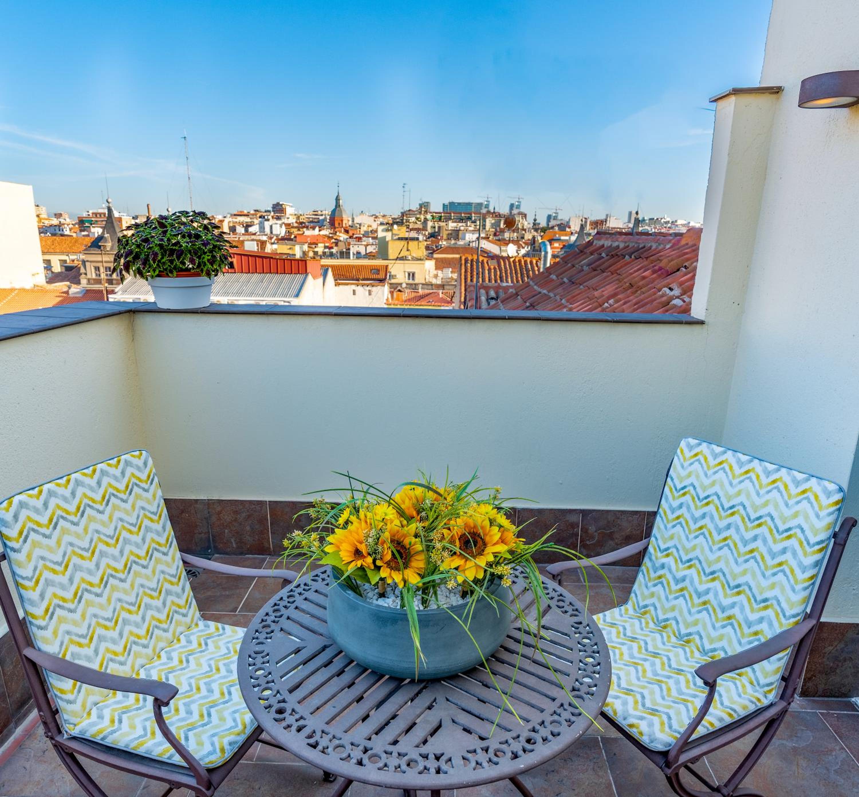 Double Room with Terrace - Photo 13