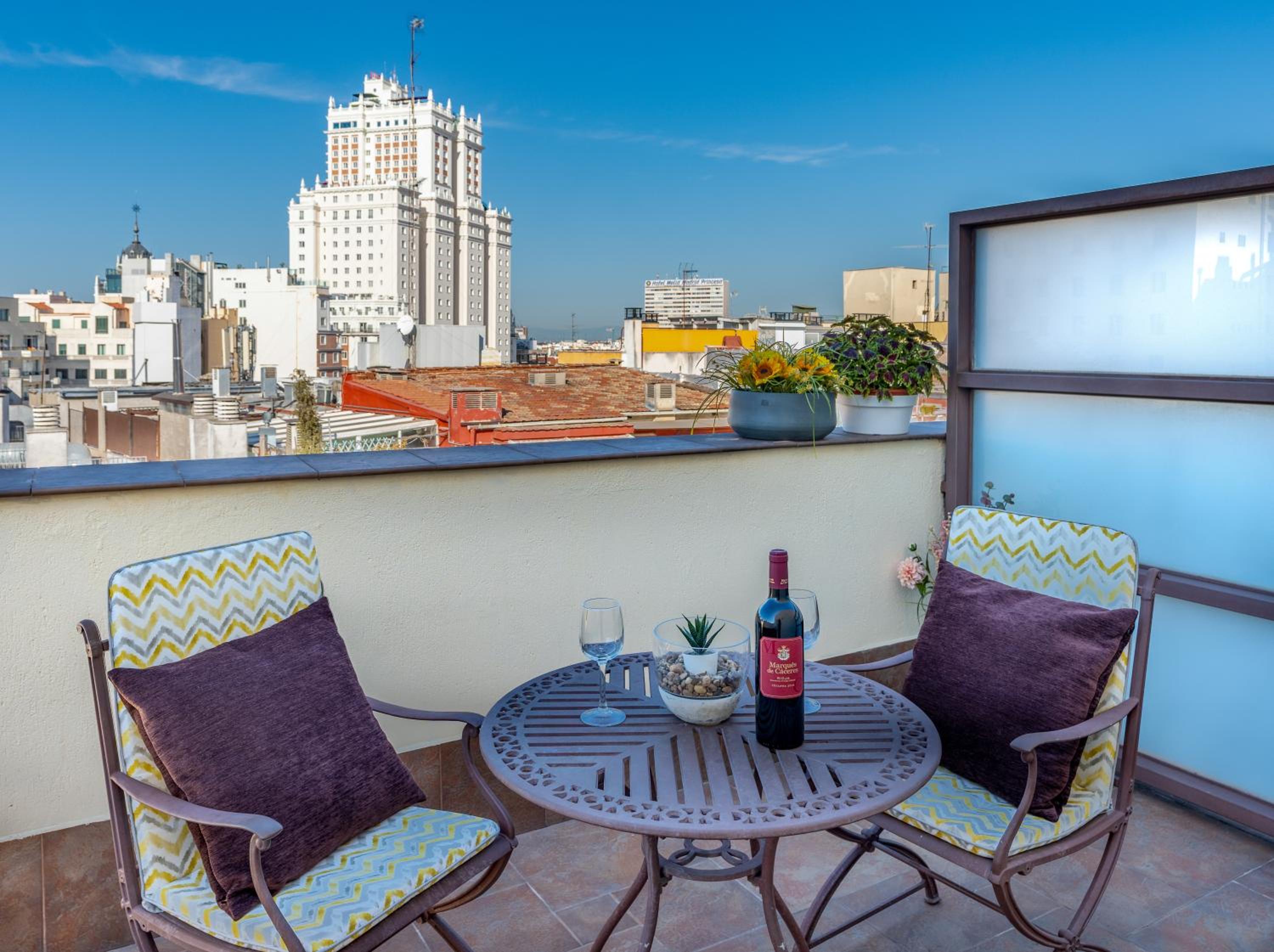 Double Room with Terrace - Photo 5