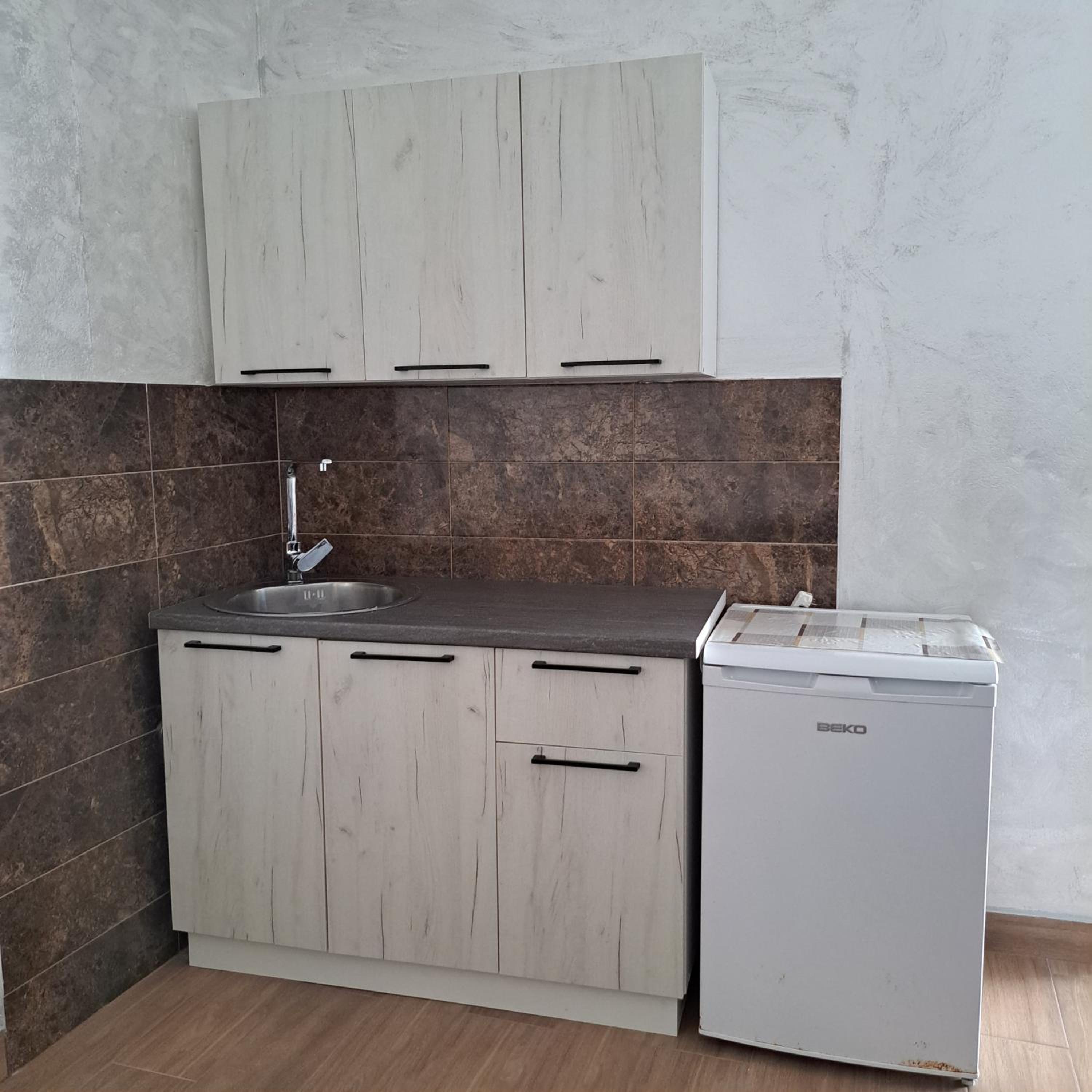 Studio Apartment photo 3