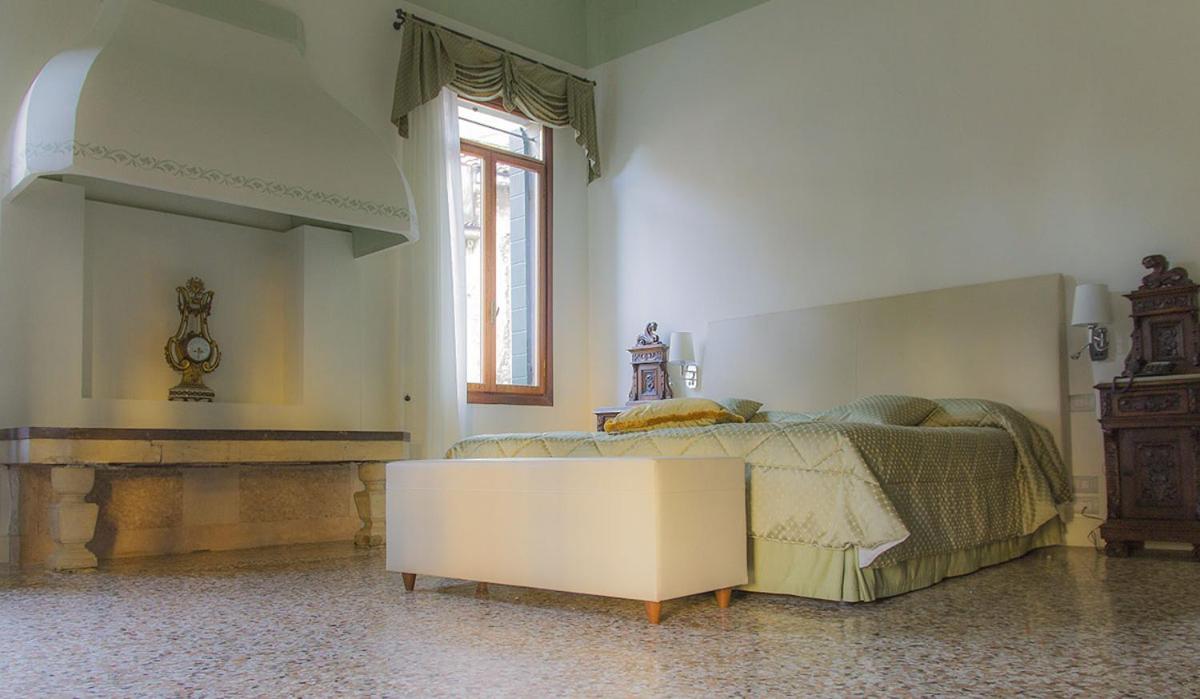 Deluxe Junior Suite