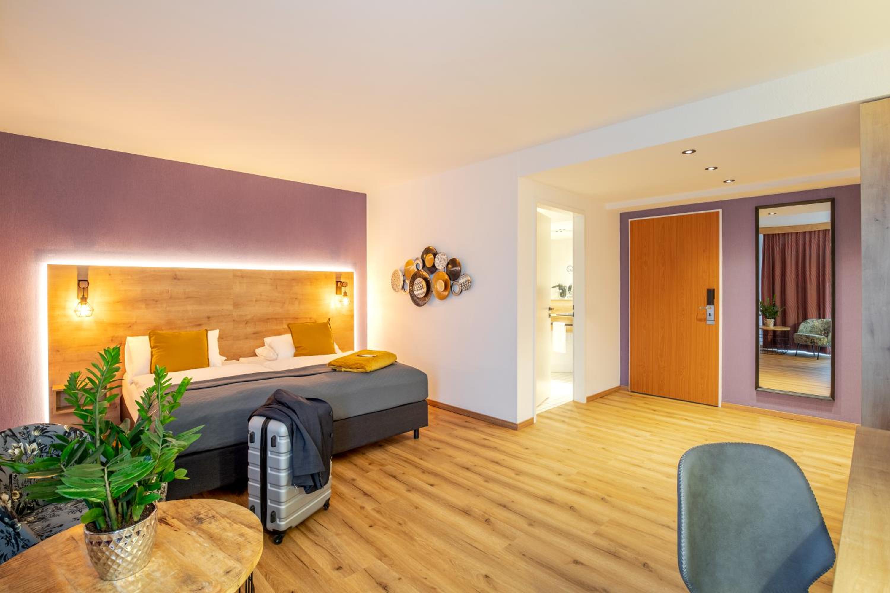 Accessible Twin Room photo 1