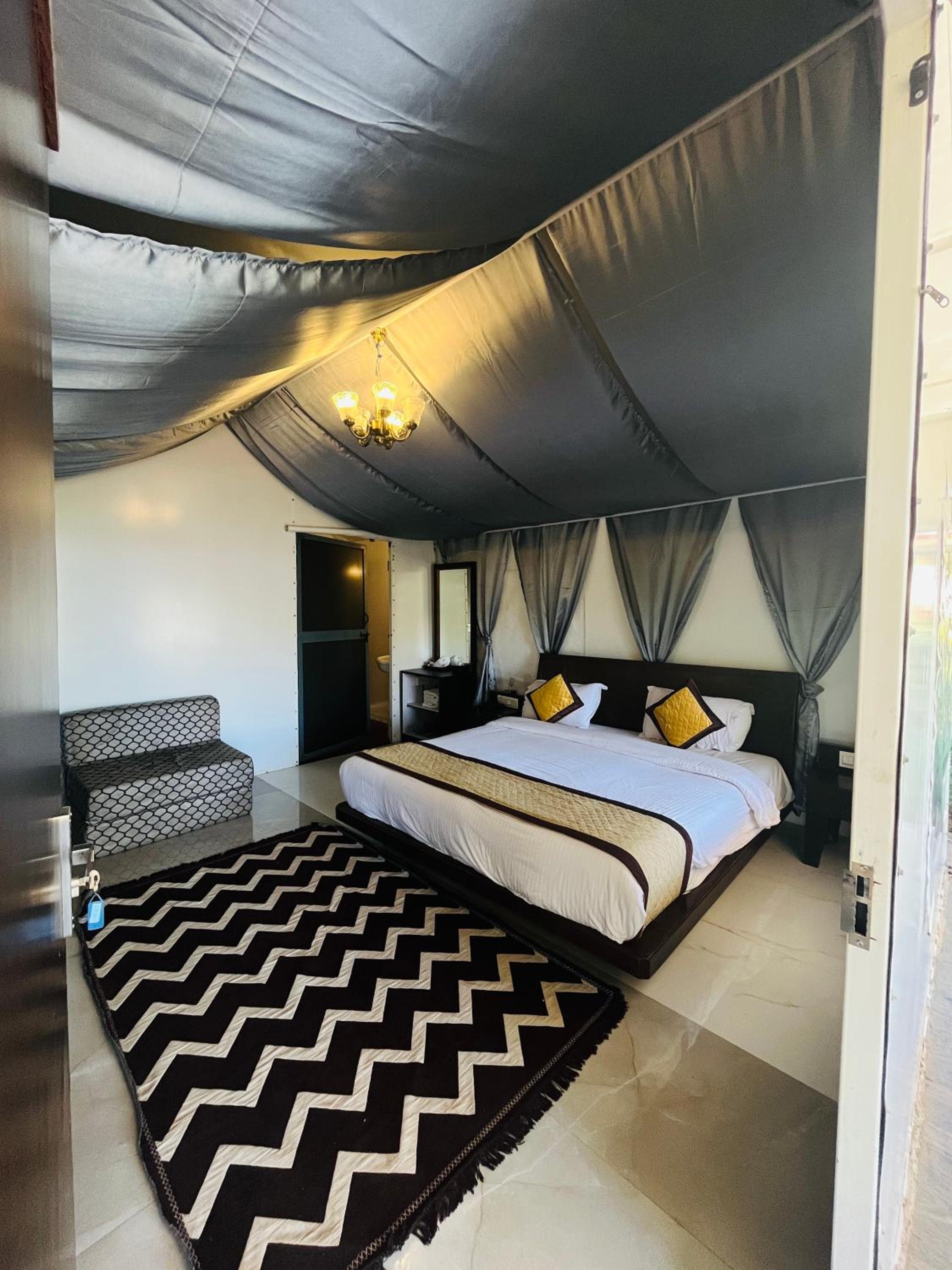 Tent