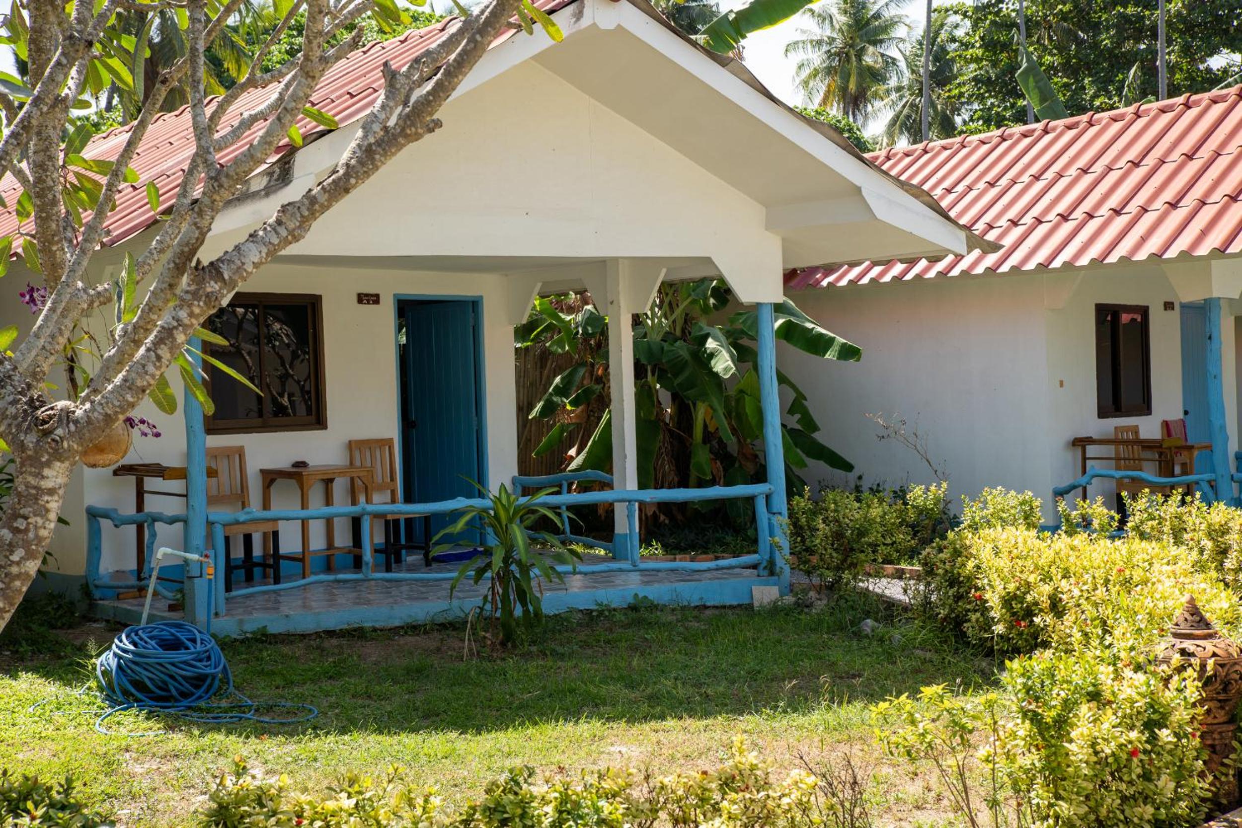 Superior Bungalow - Photo 11