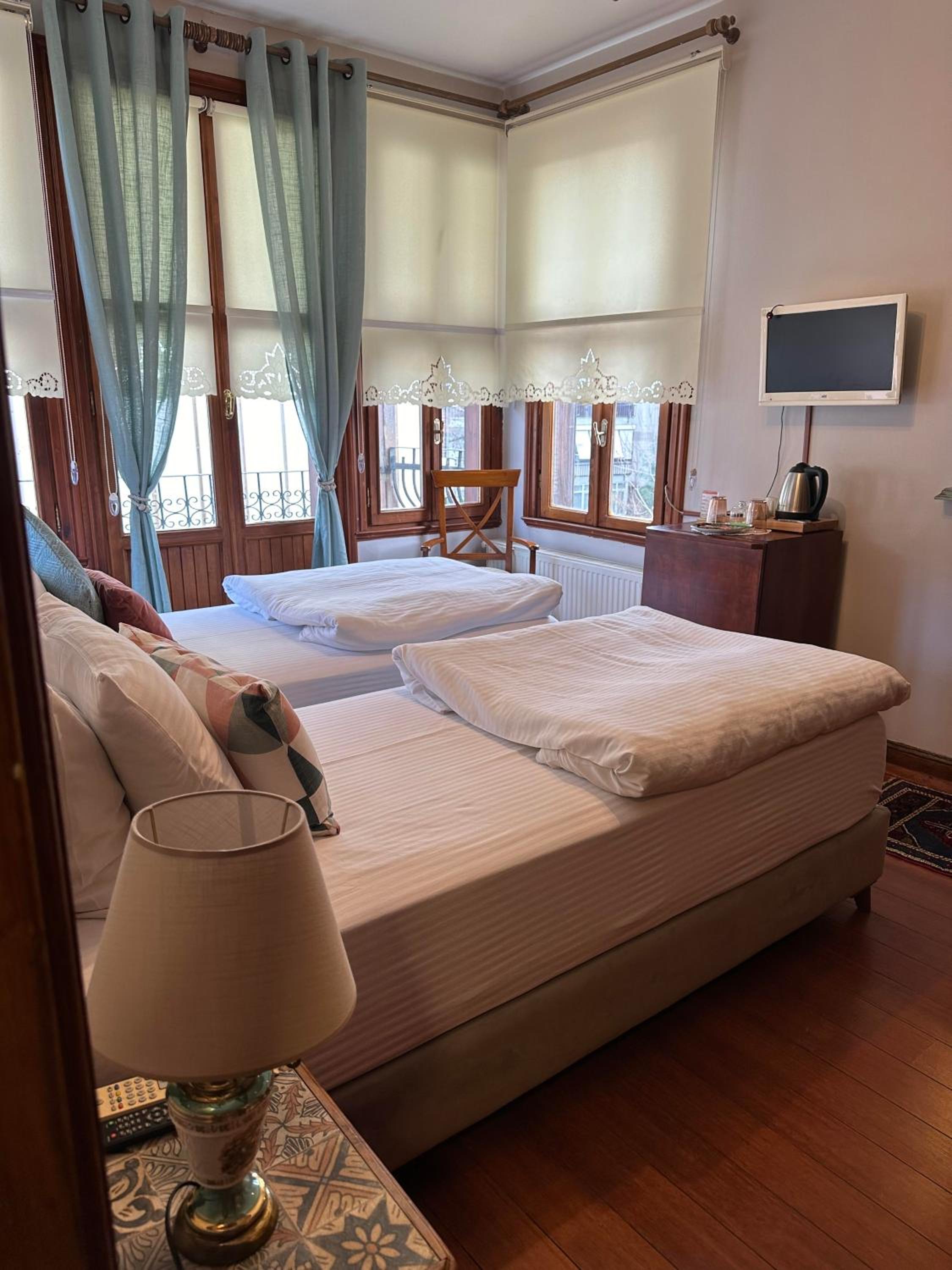 Standard Double or Twin Room with Balcony photo 1