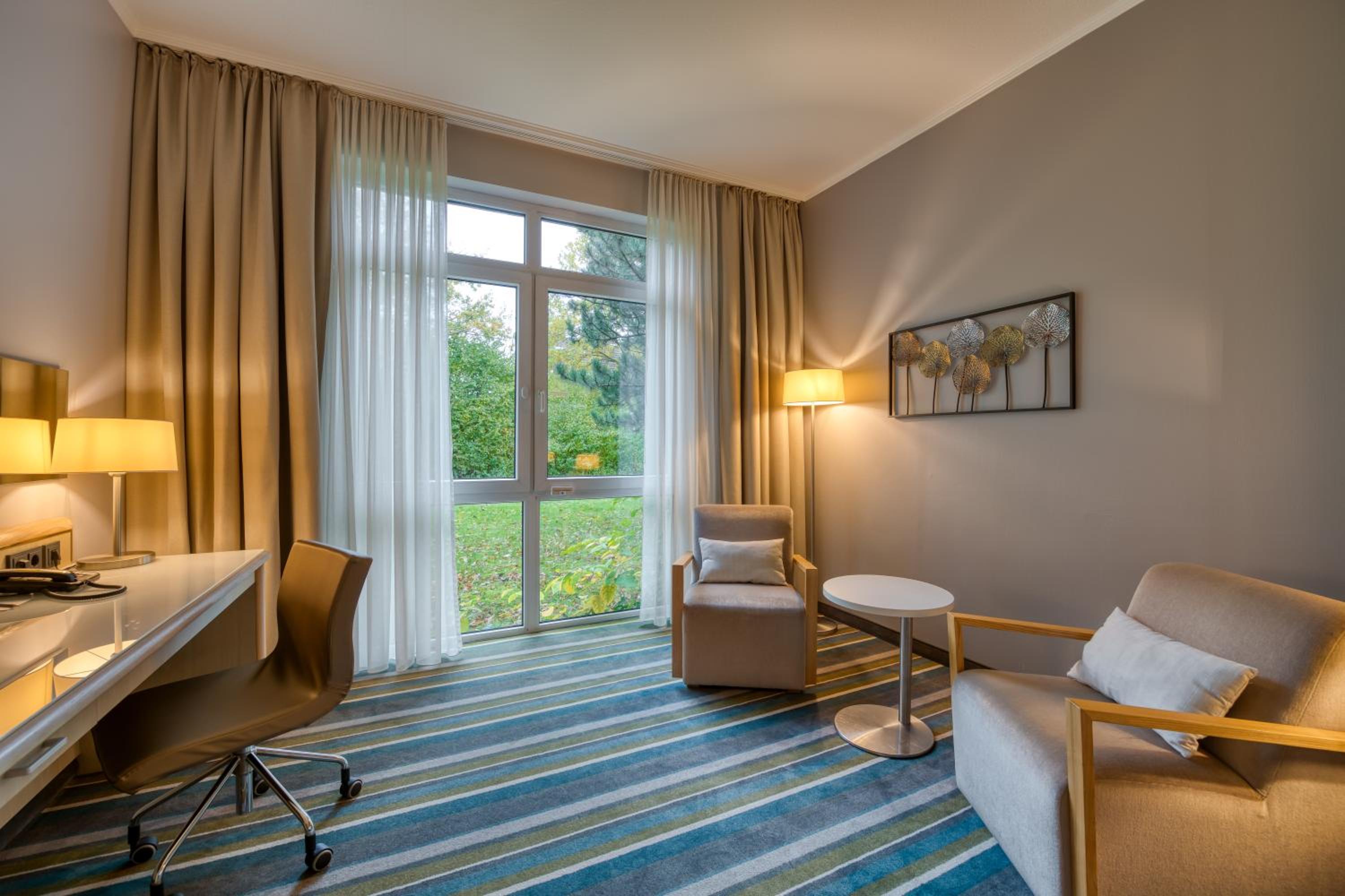 Standard Queen Room - Photo 3