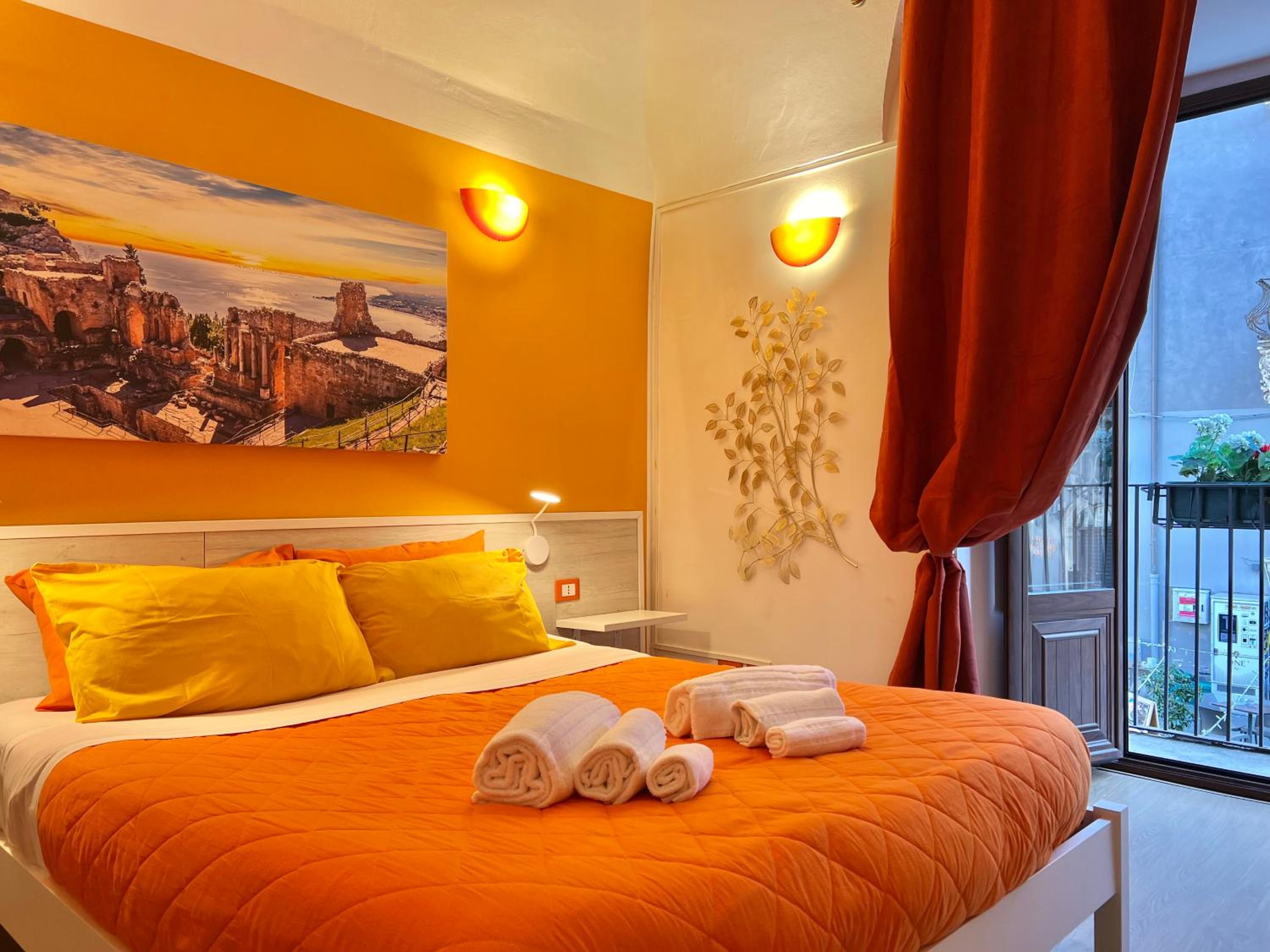 Double Room with Private External Bathroom photo 3