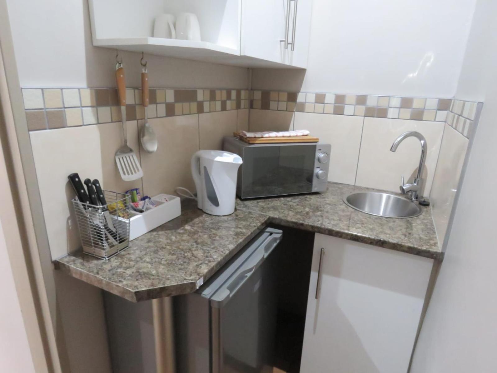 Double Room with Private Bathroom photo 3