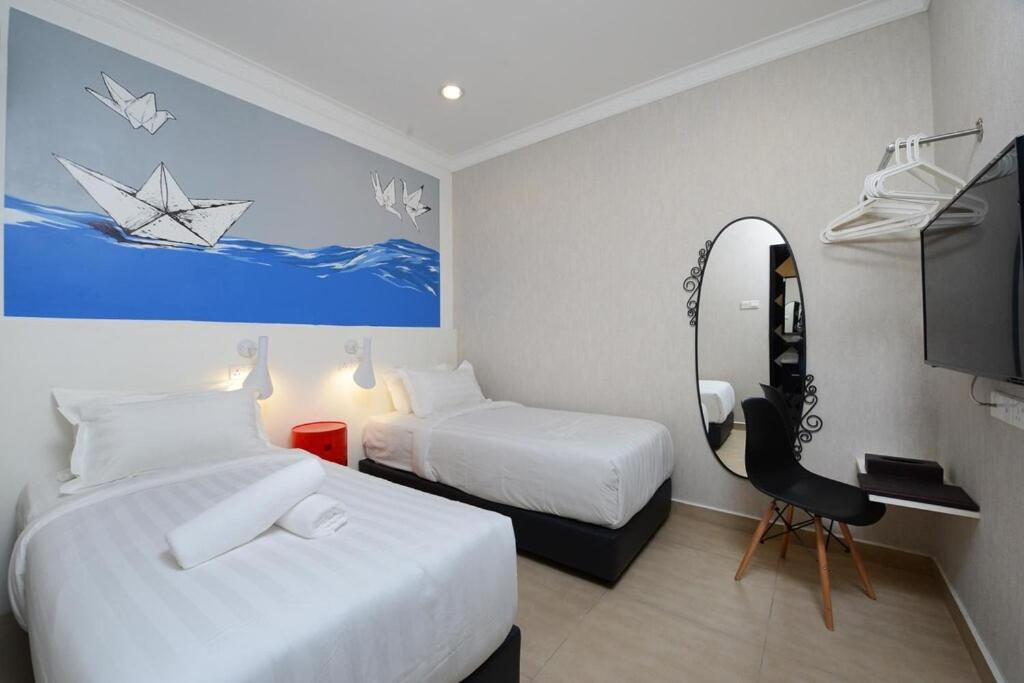Twin Room - Photo 1