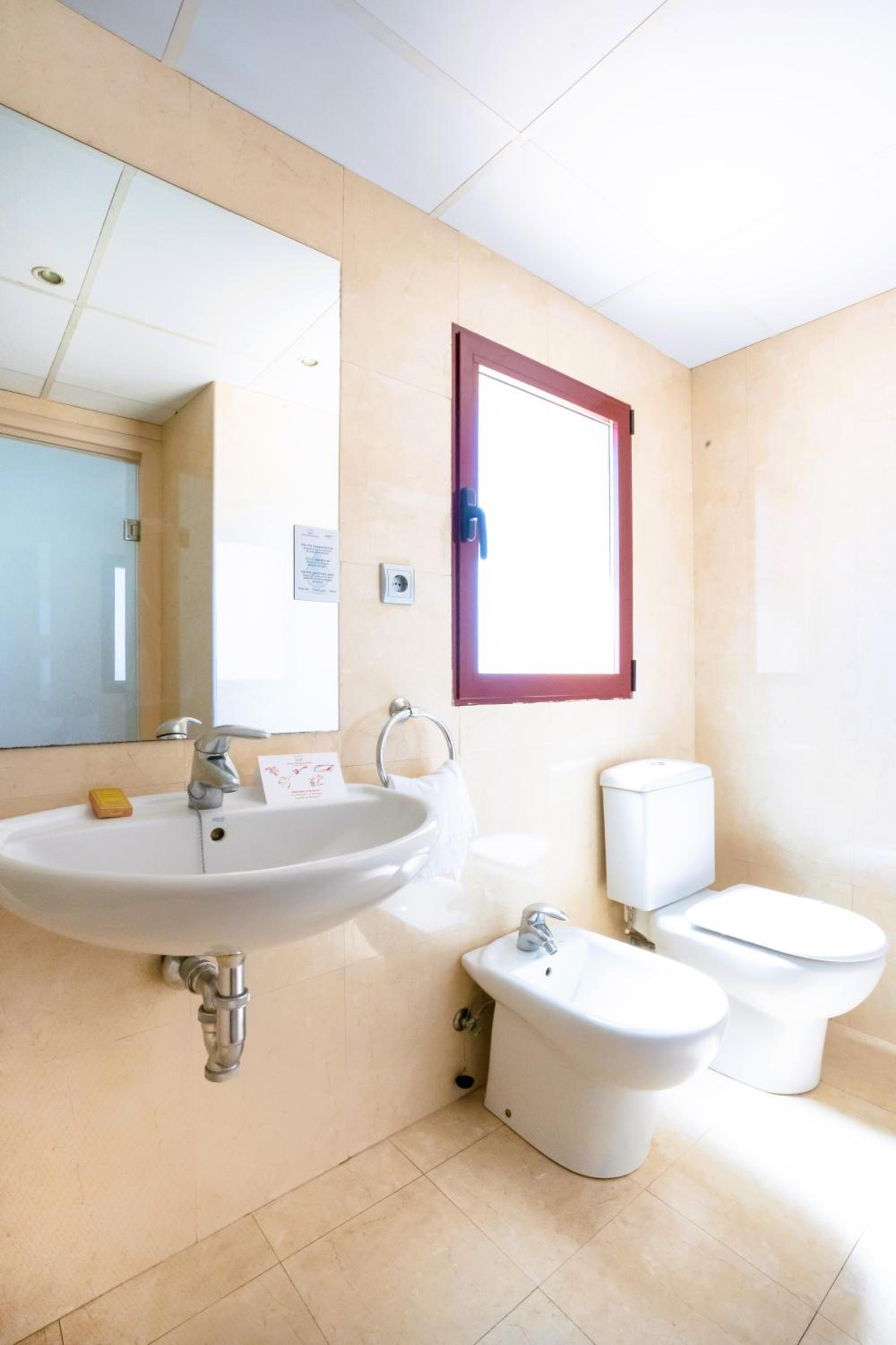 Basic Room 1 - Photo 4