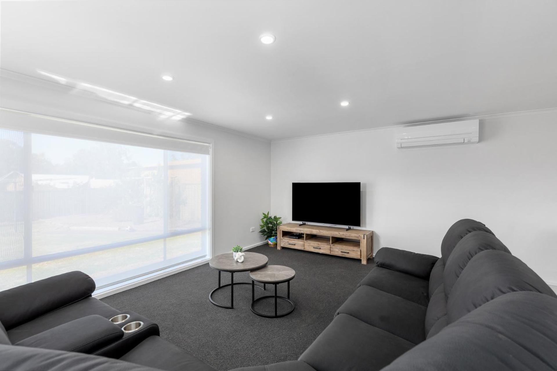 Four-Bedroom House photo 1