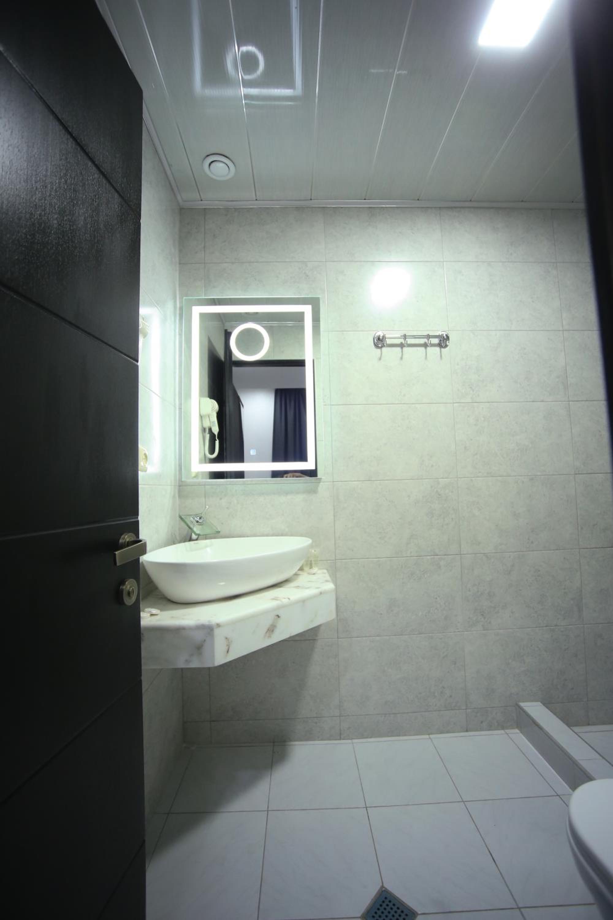 Triple Room with Bathroom