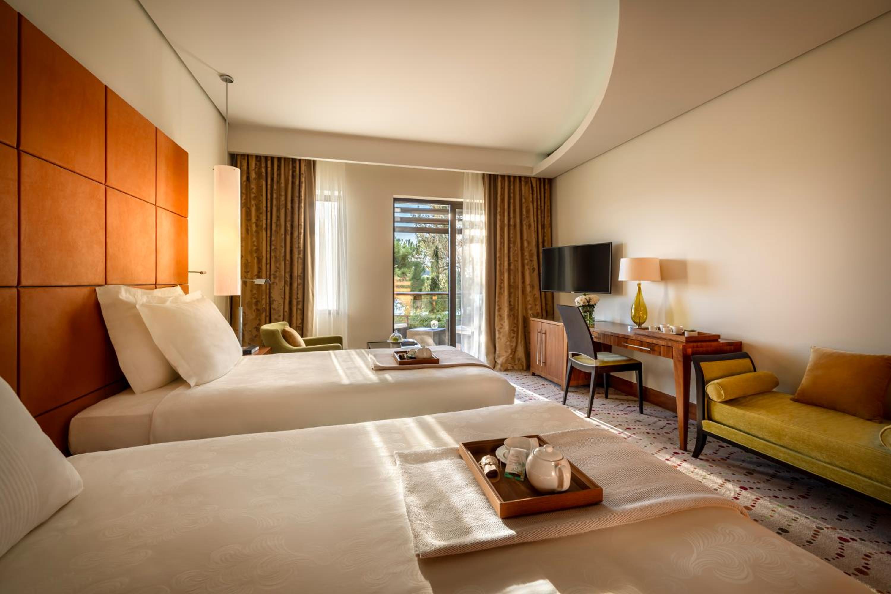 Premium Double or Twin Room - Photo 2