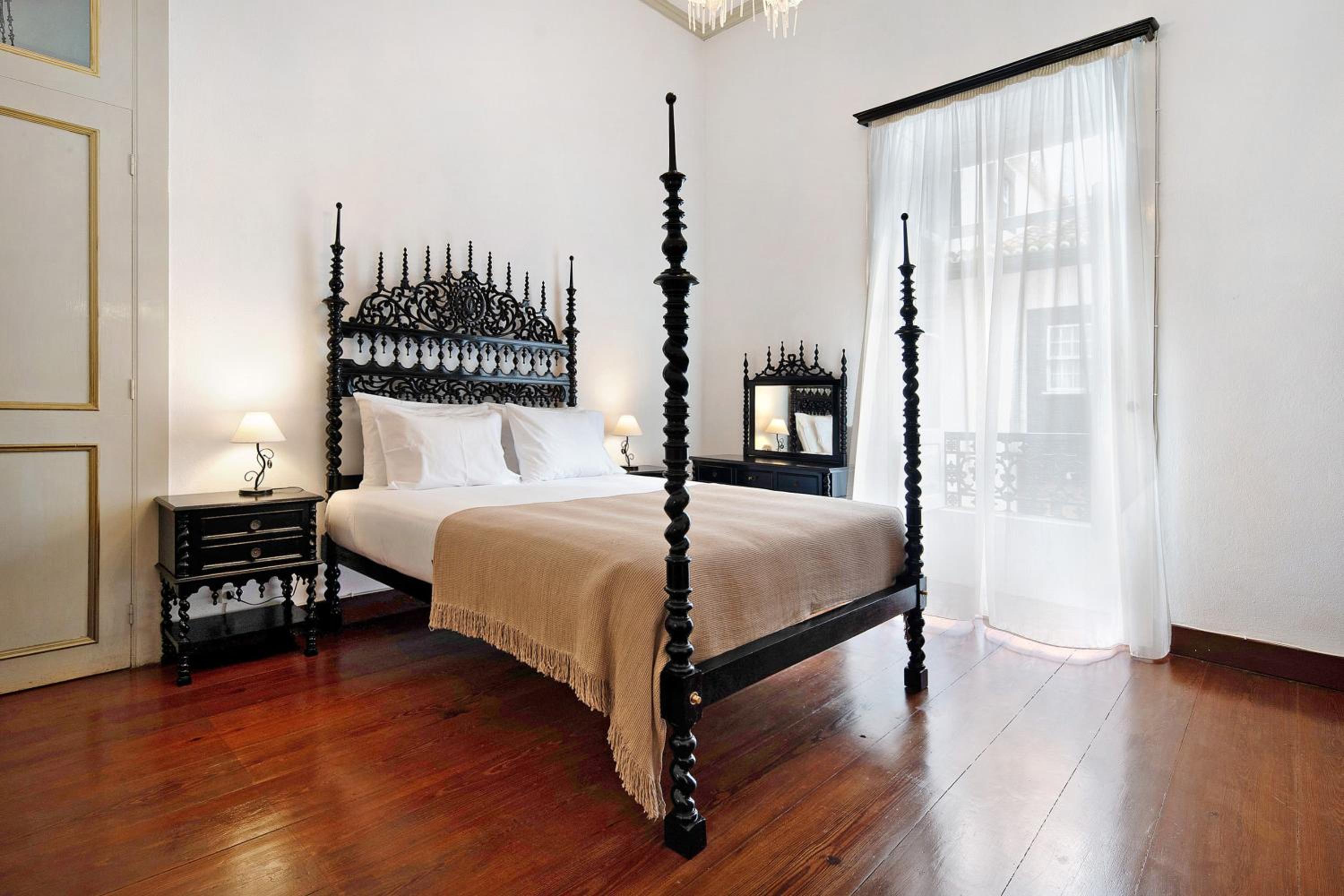 Superior Apartment with City View