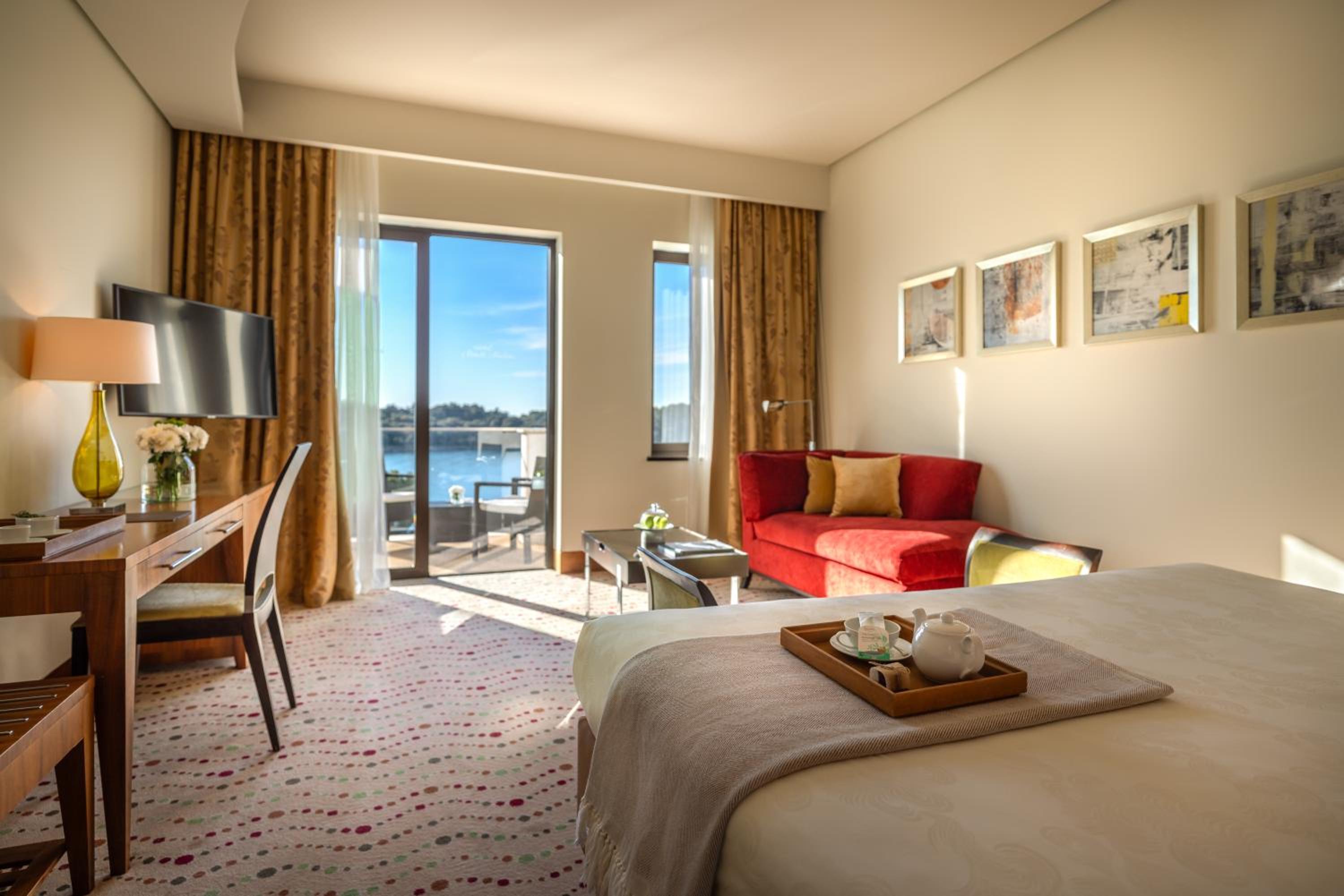  Premium Accessible Room - Photo 4